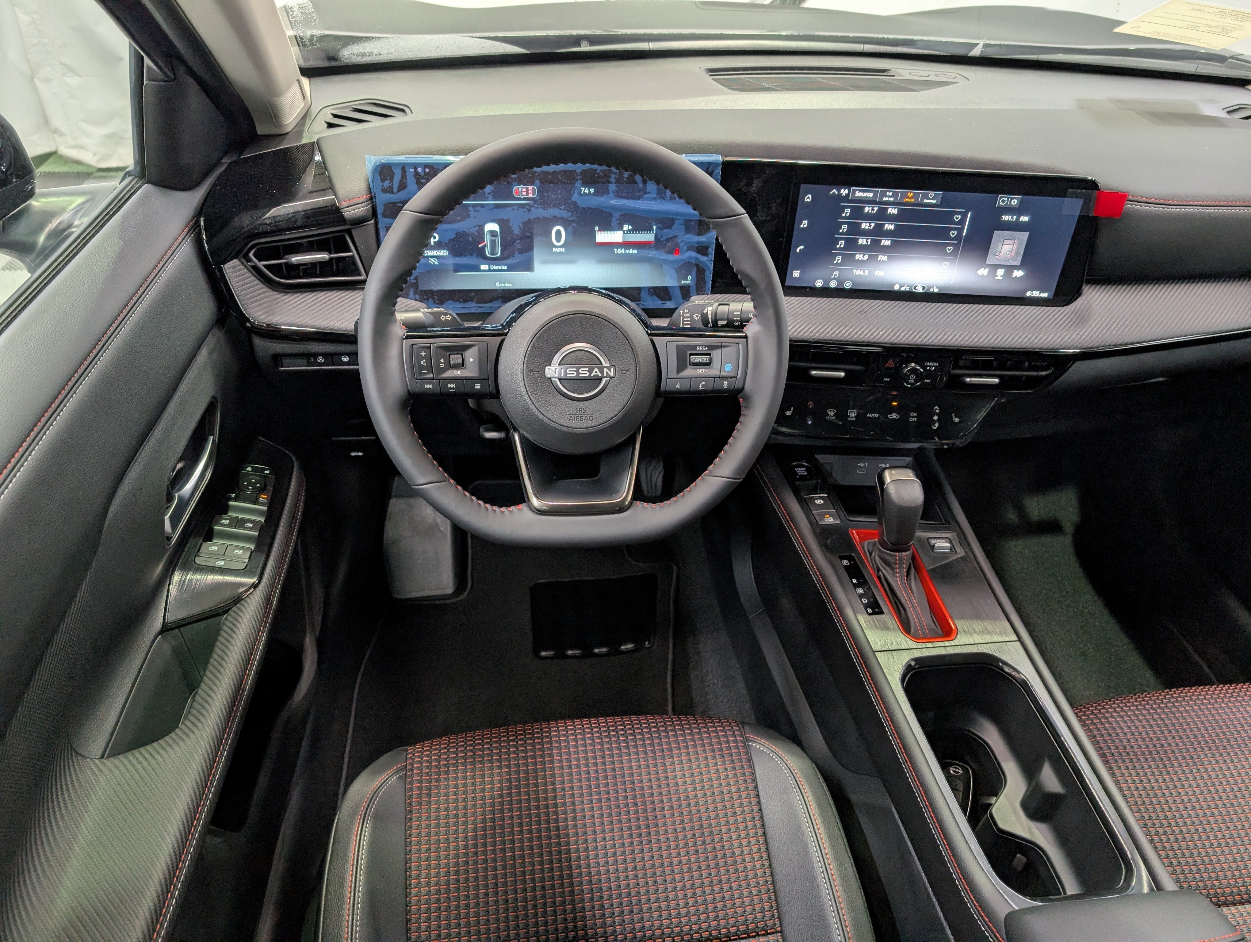 2027 Nissan Kicks SR