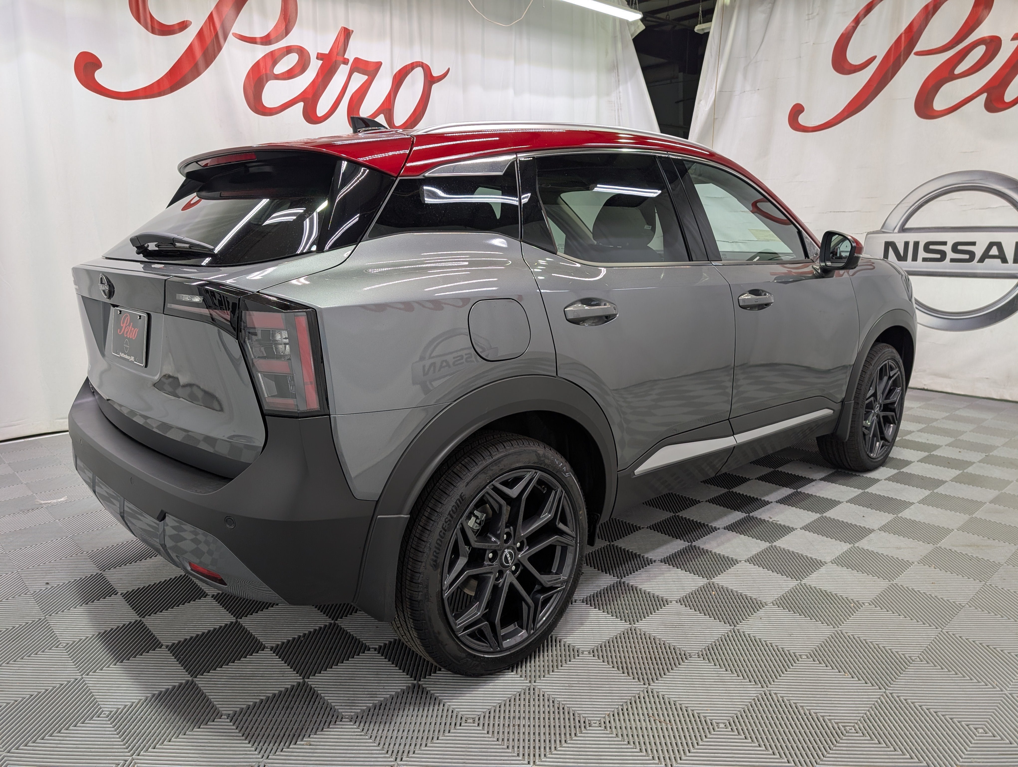 2027 Nissan Kicks SR