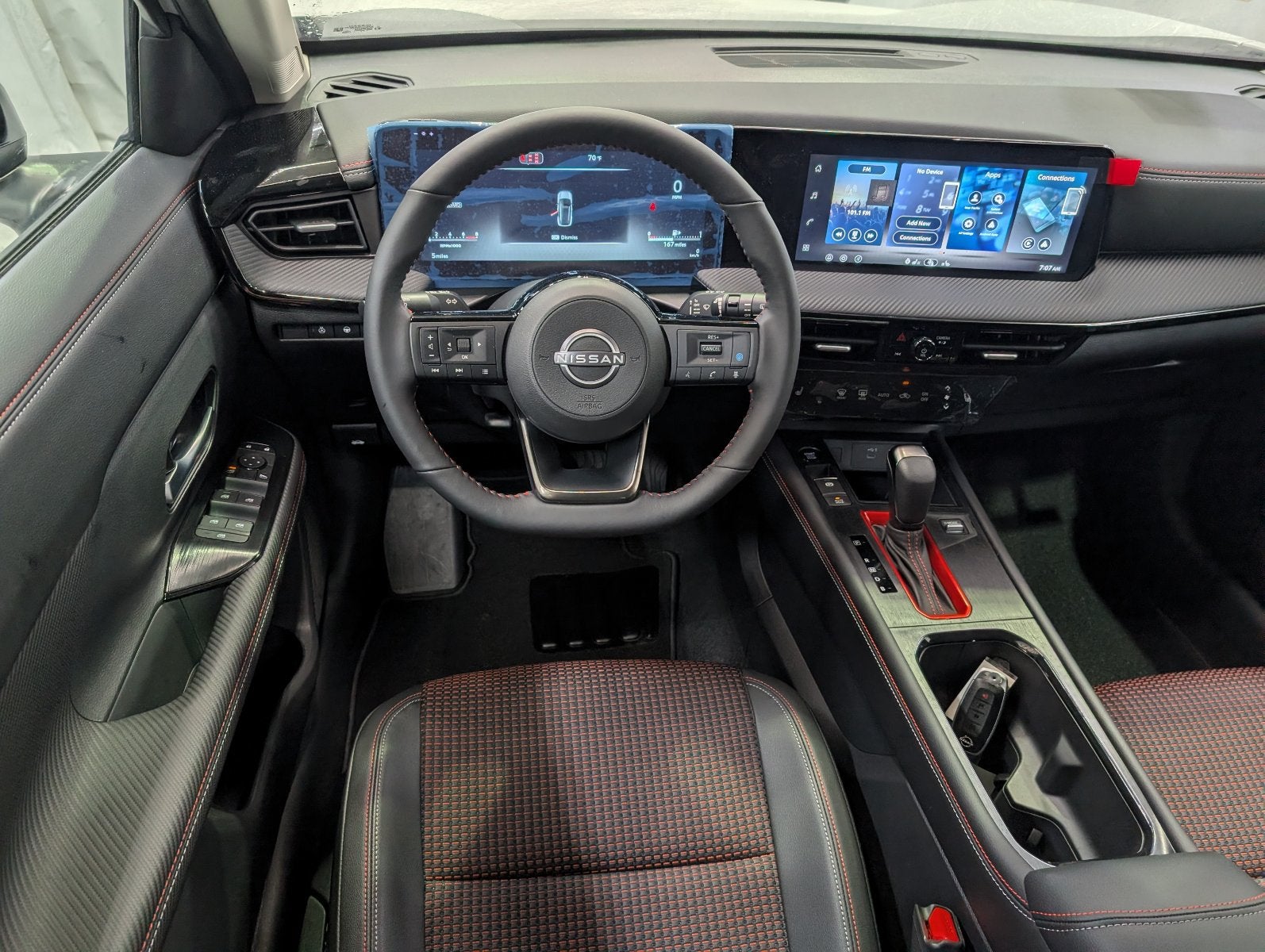 2027 Nissan Kicks SR