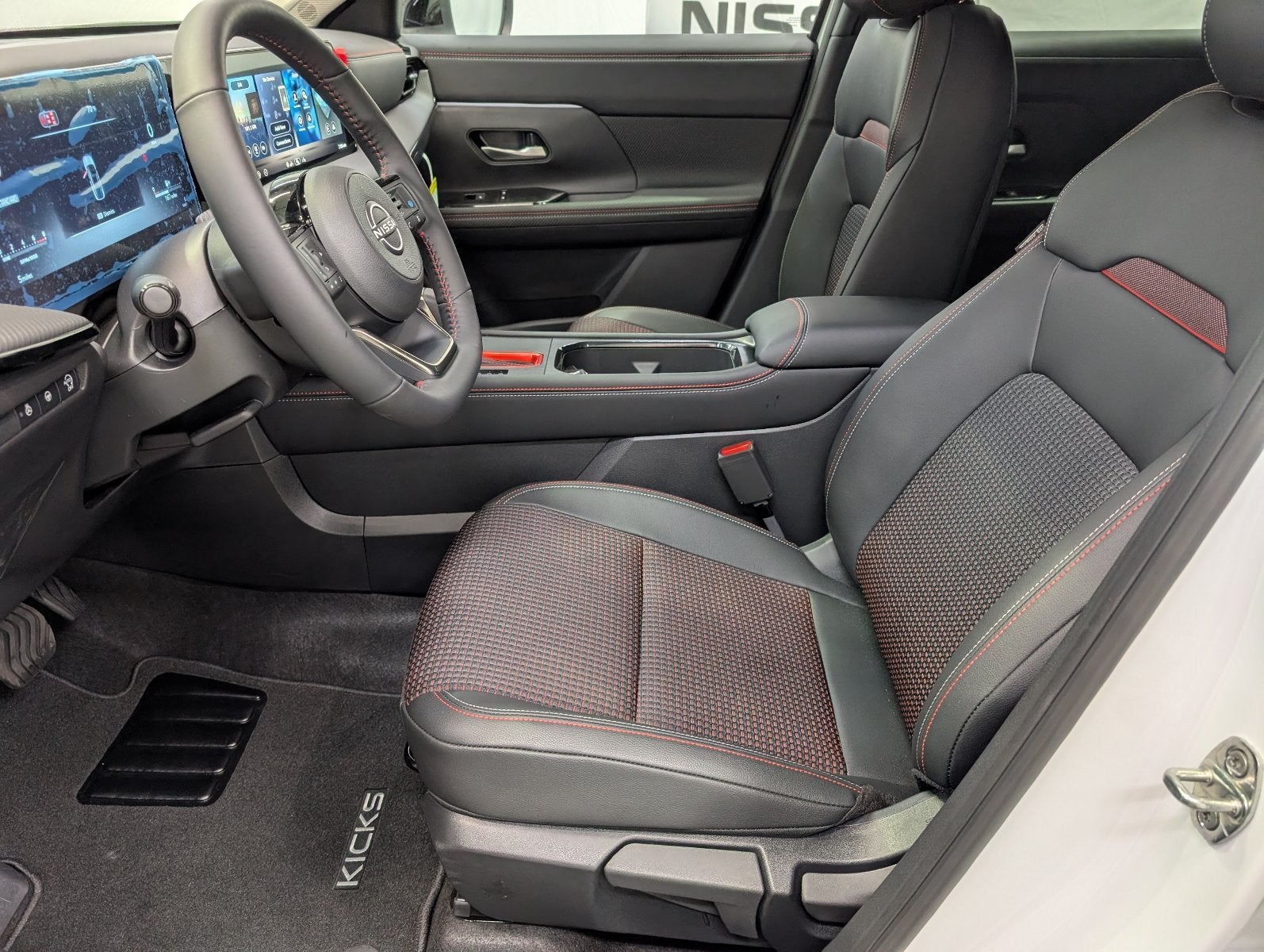 2027 Nissan Kicks SR