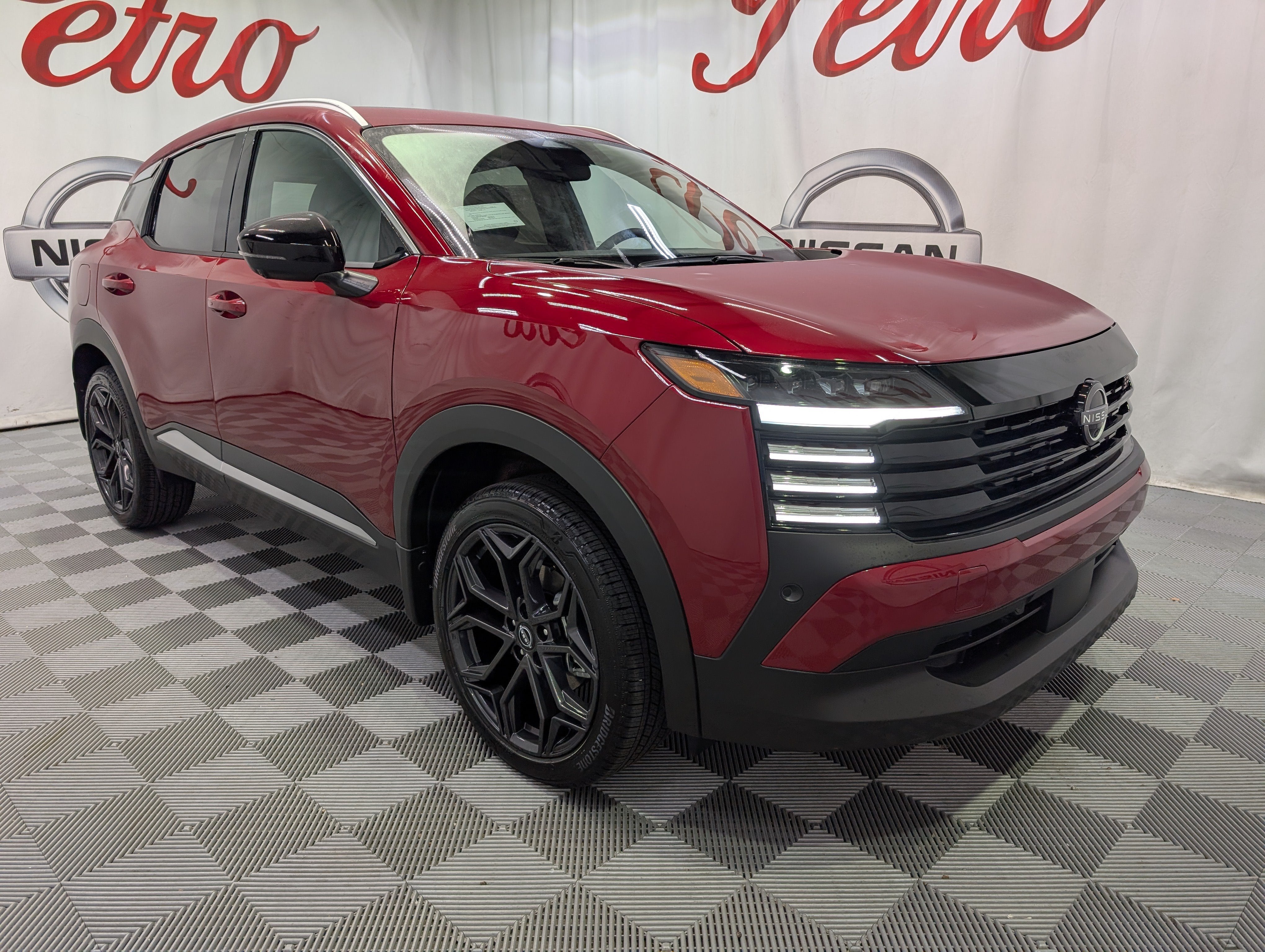 2027 Nissan Kicks SR