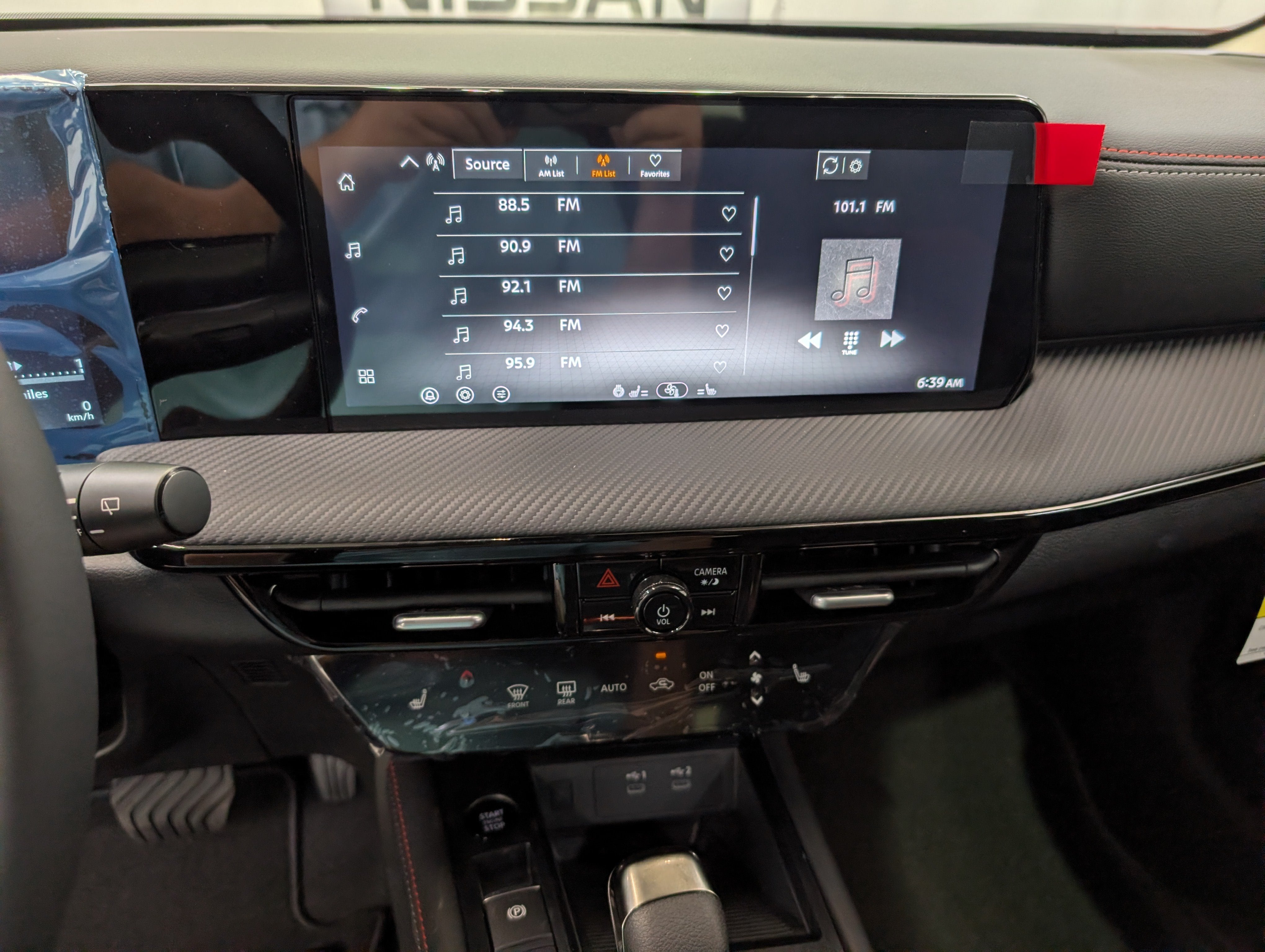 2027 Nissan Kicks SR
