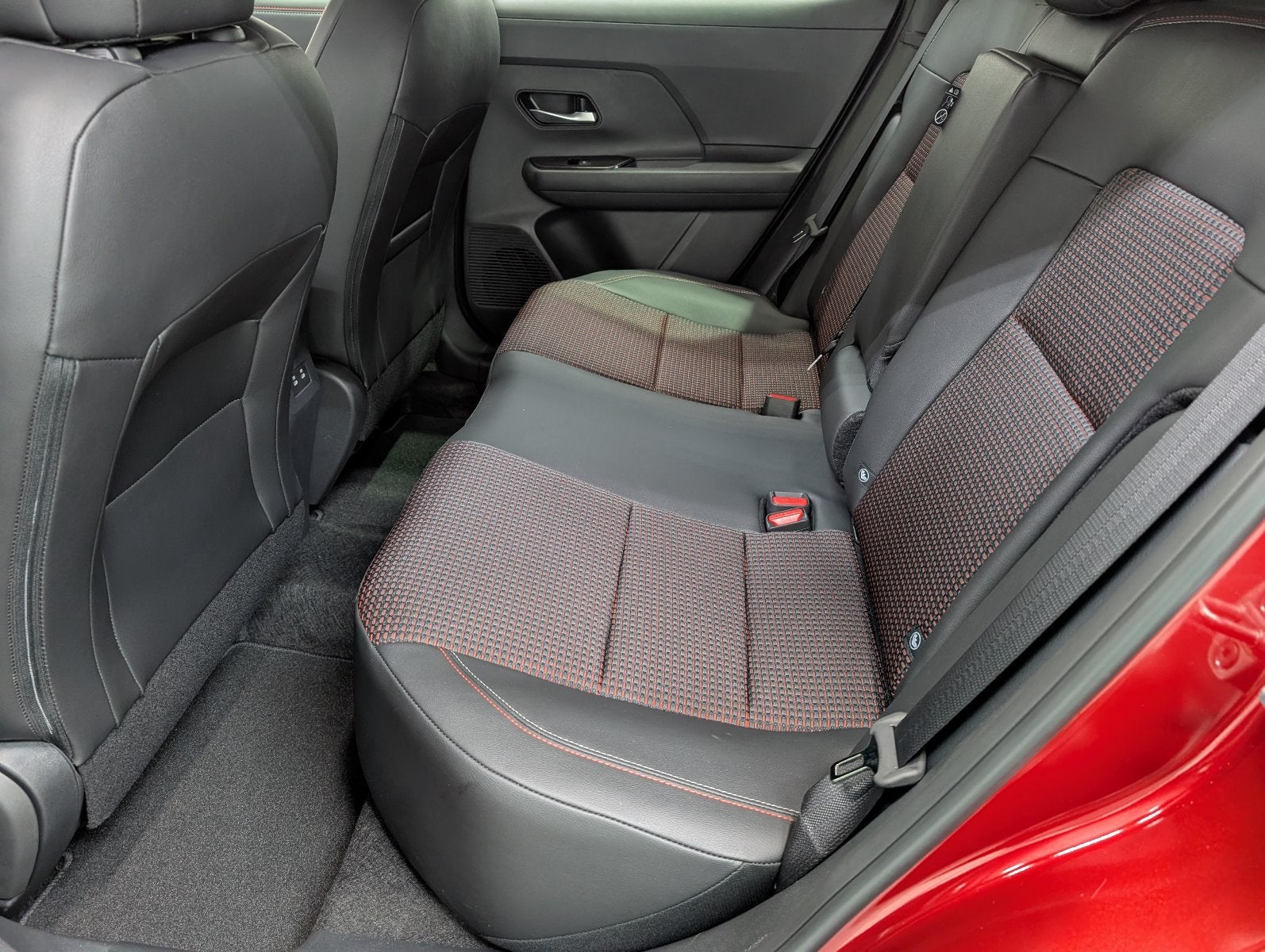 2027 Nissan Kicks SR