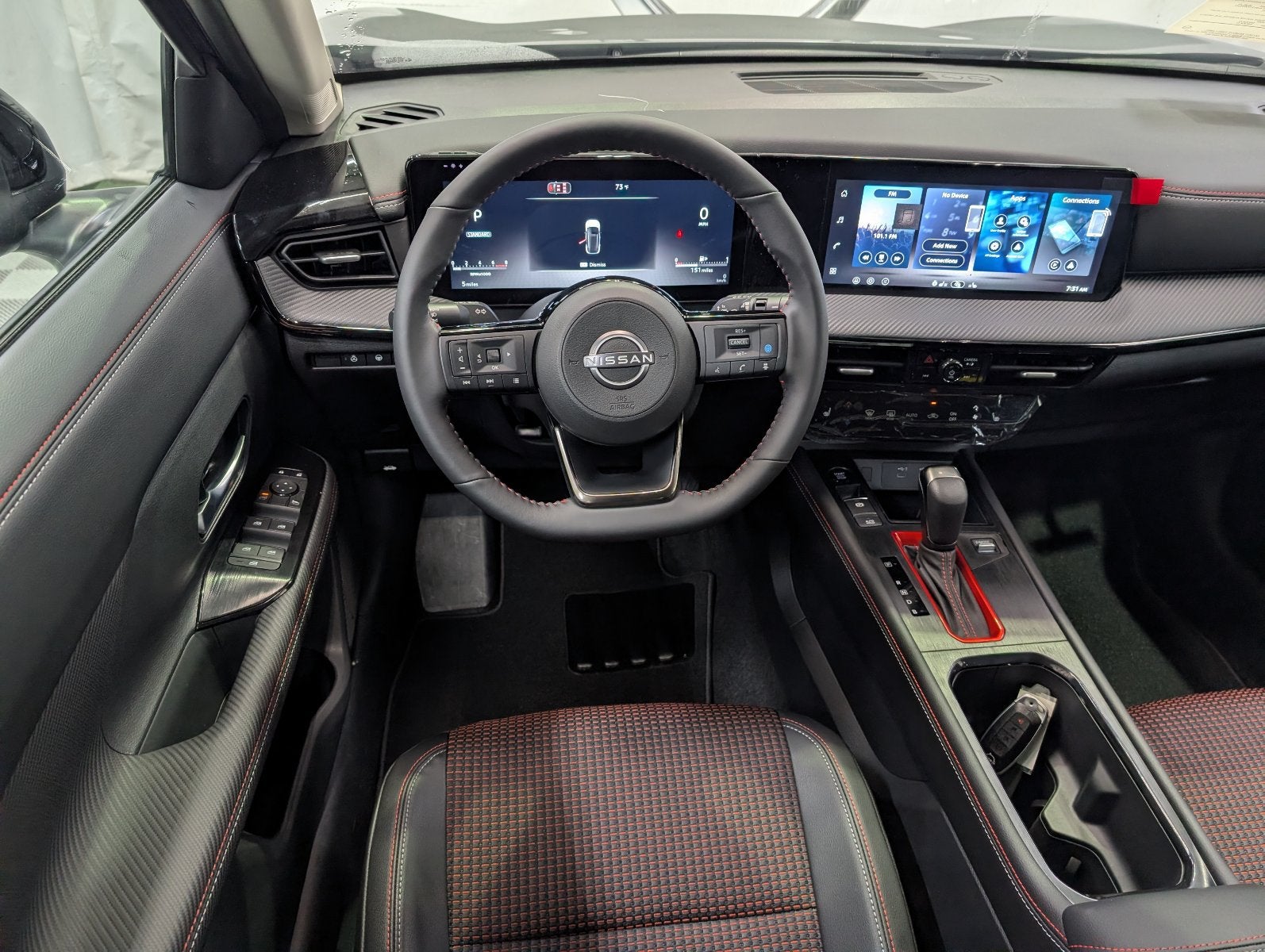 2027 Nissan Kicks SR