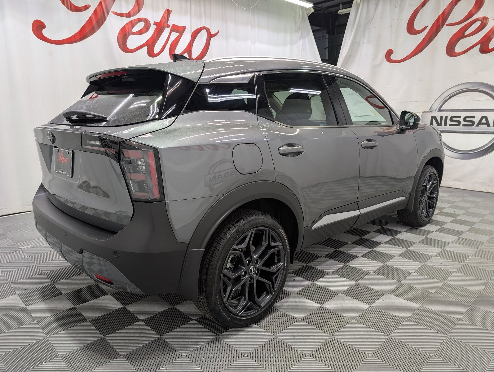 2027 Nissan Kicks SR