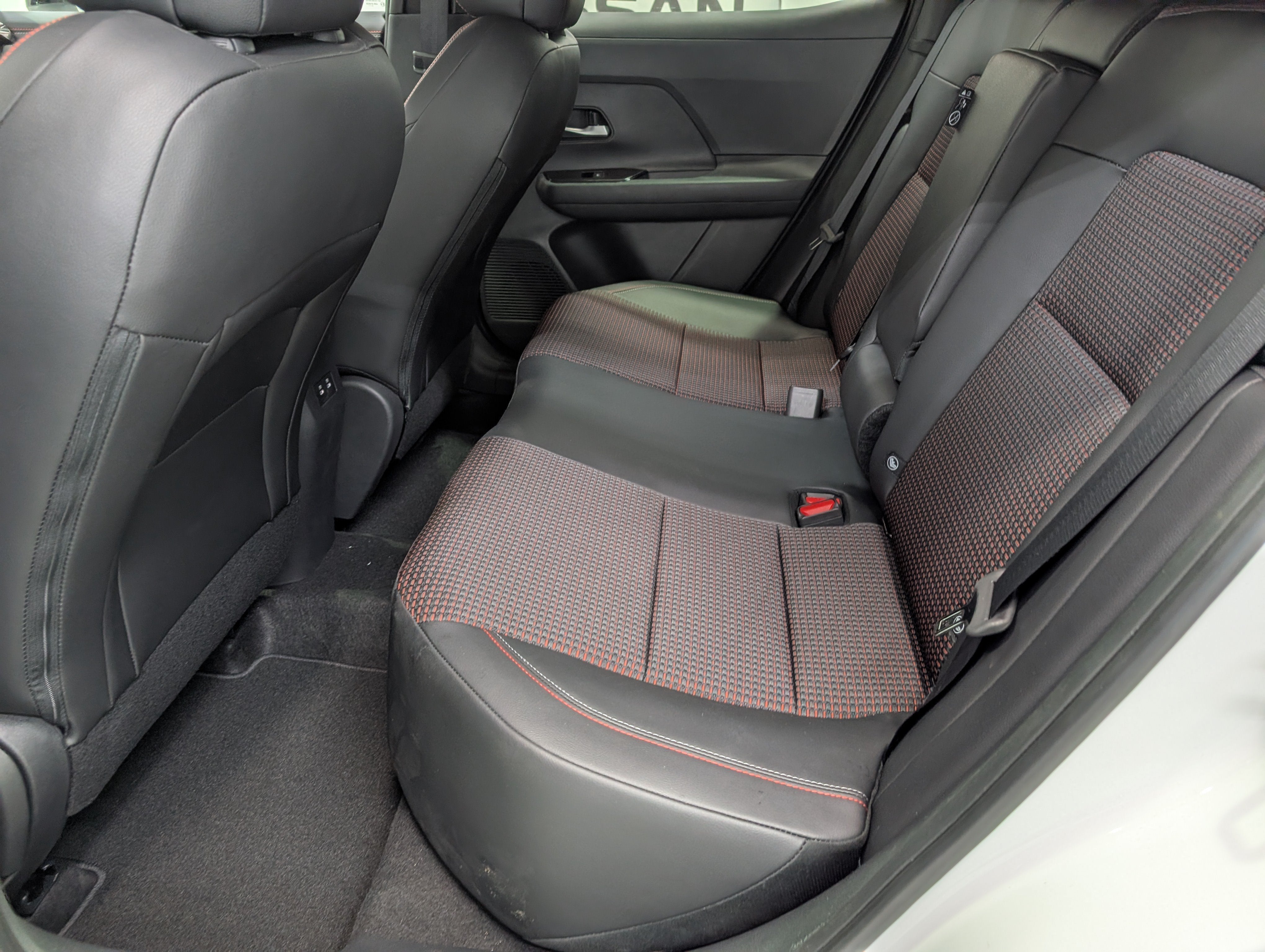 2027 Nissan Kicks SR
