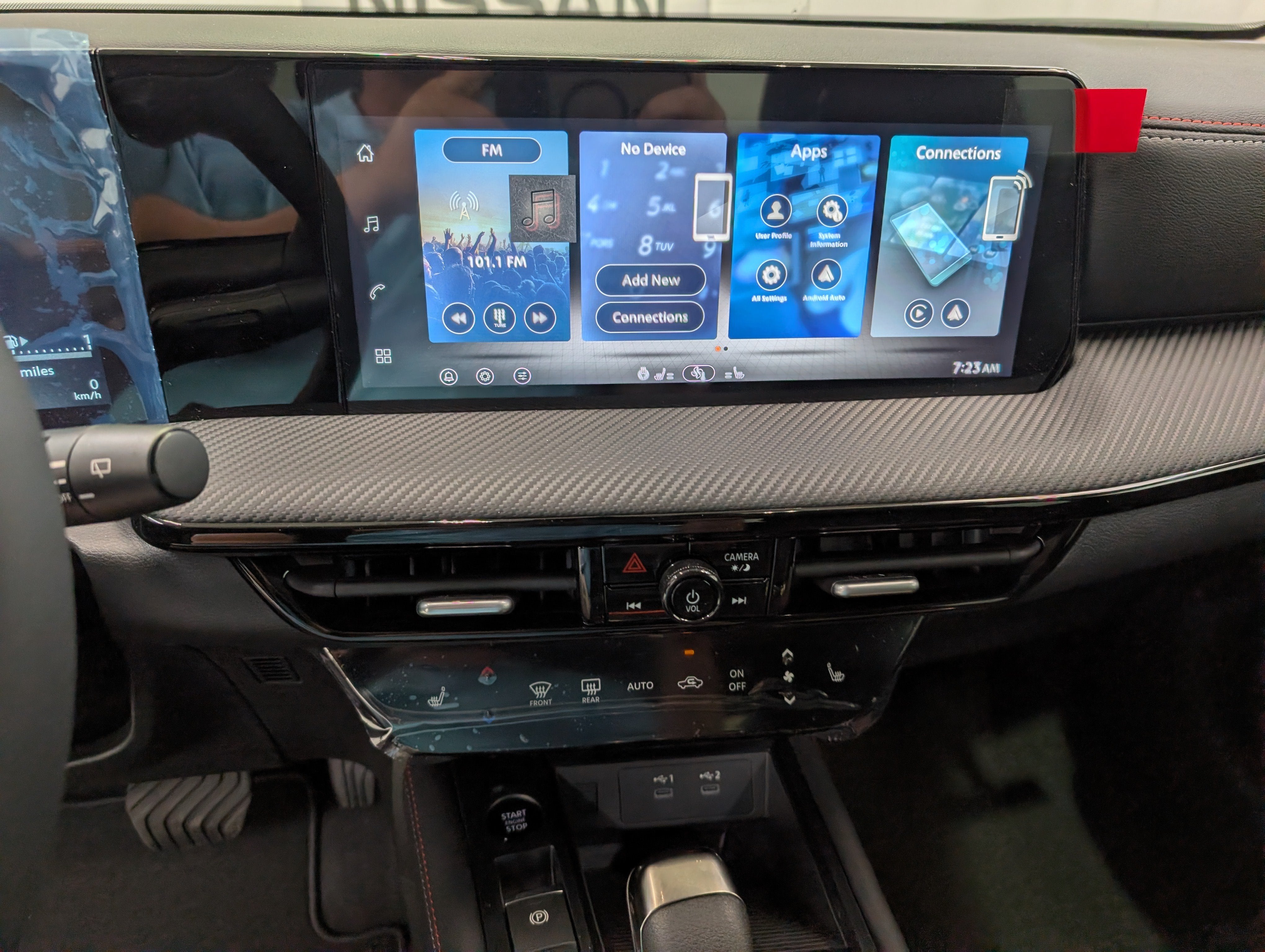2027 Nissan Kicks SR