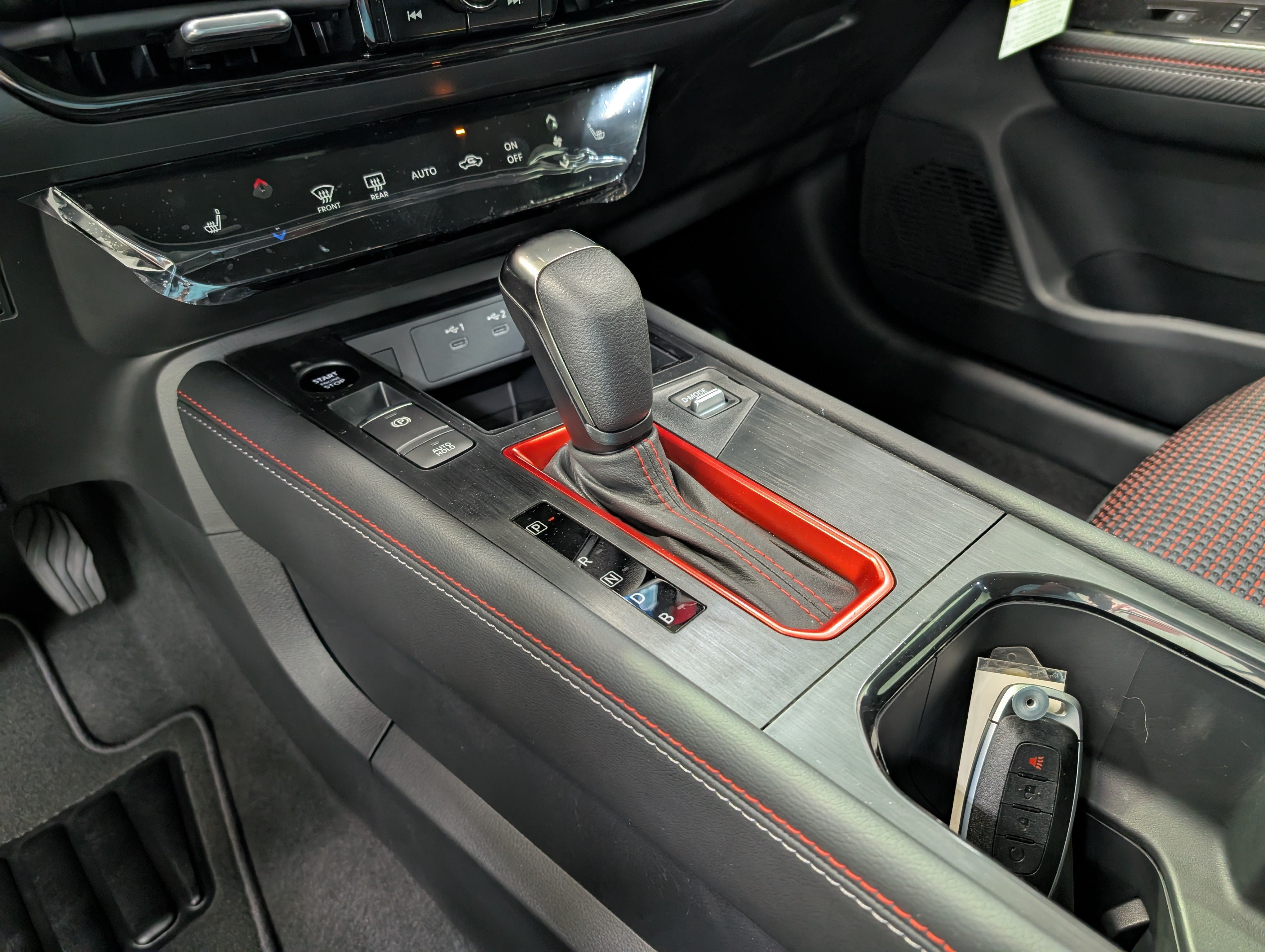 2027 Nissan Kicks SR
