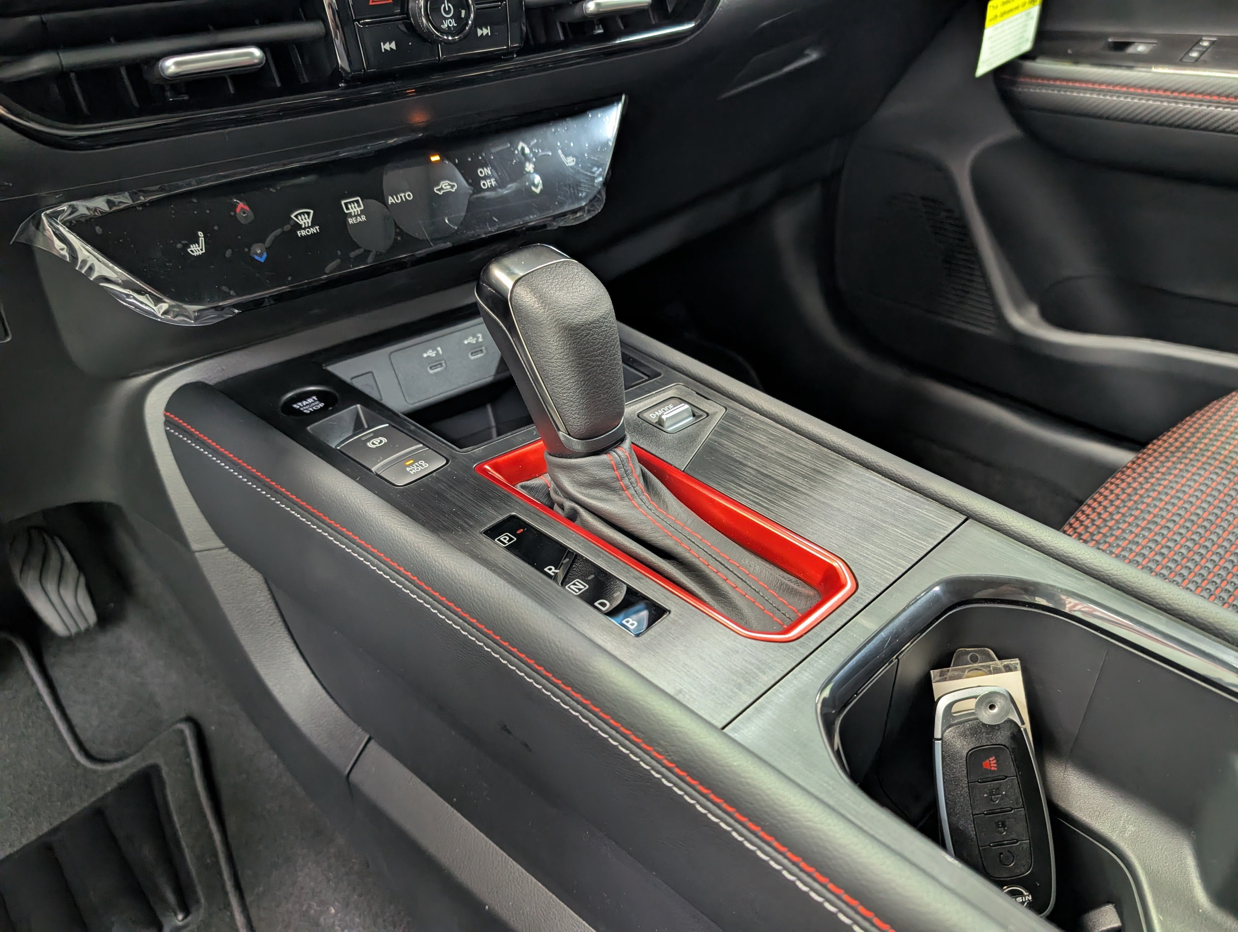 2027 Nissan Kicks SR
