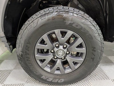 2022 Toyota Tacoma SR5 V6