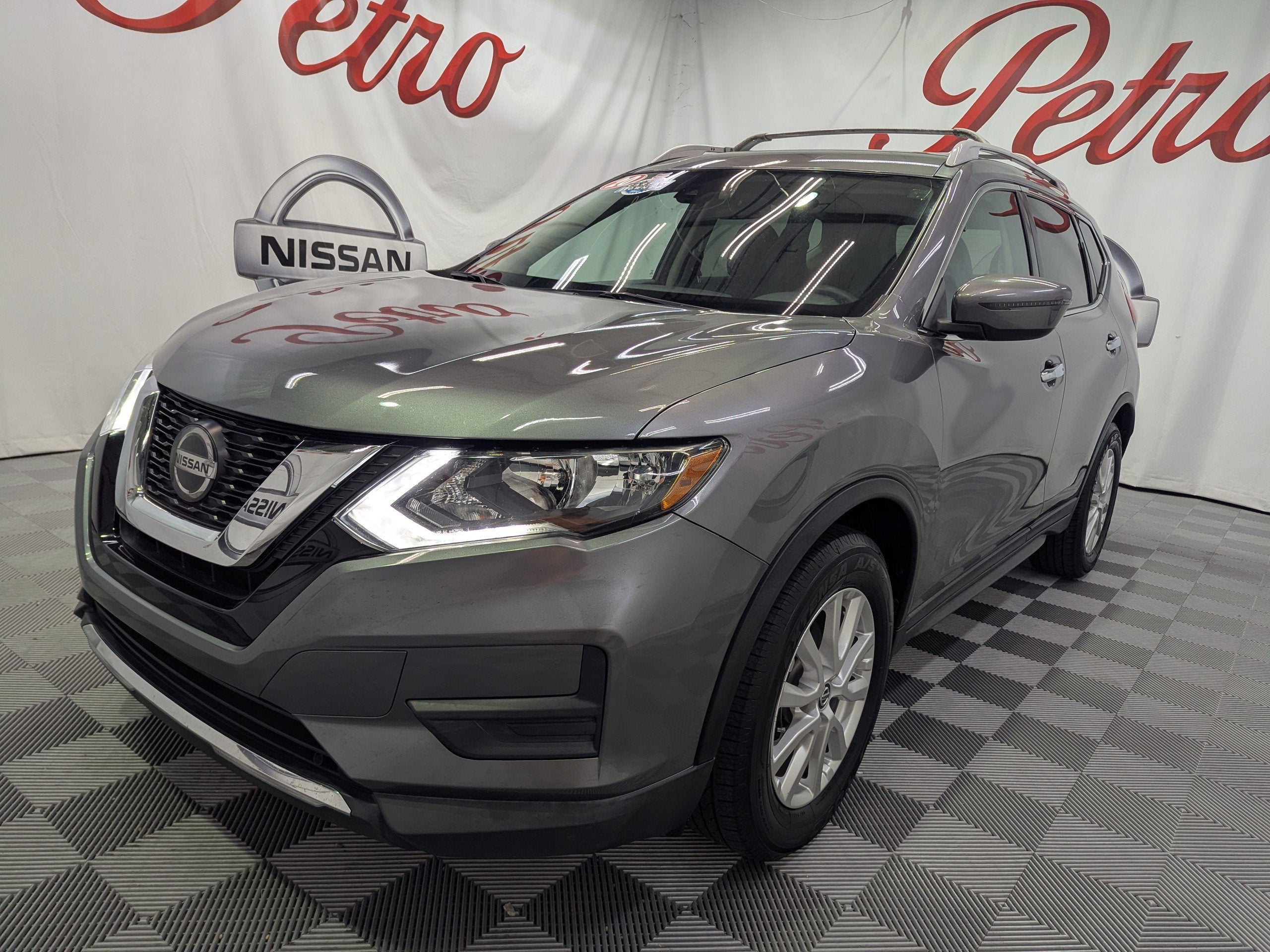 2020 Nissan Rogue SV