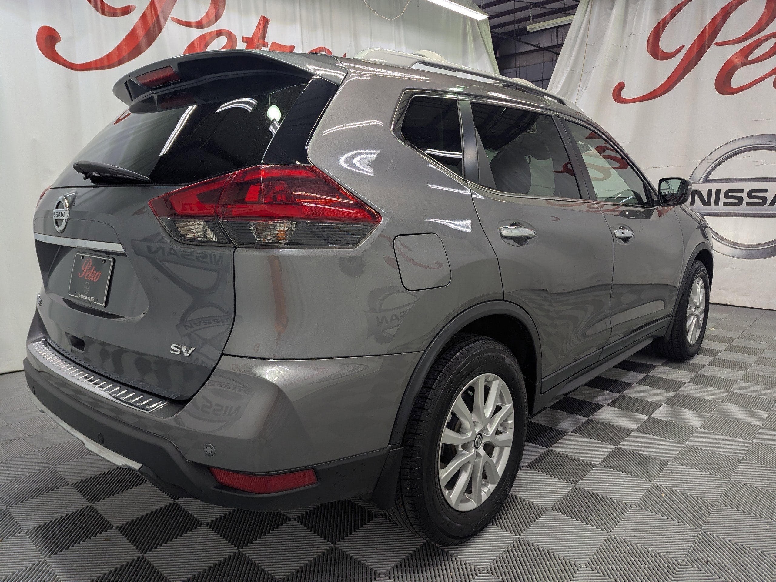 2020 Nissan Rogue SV