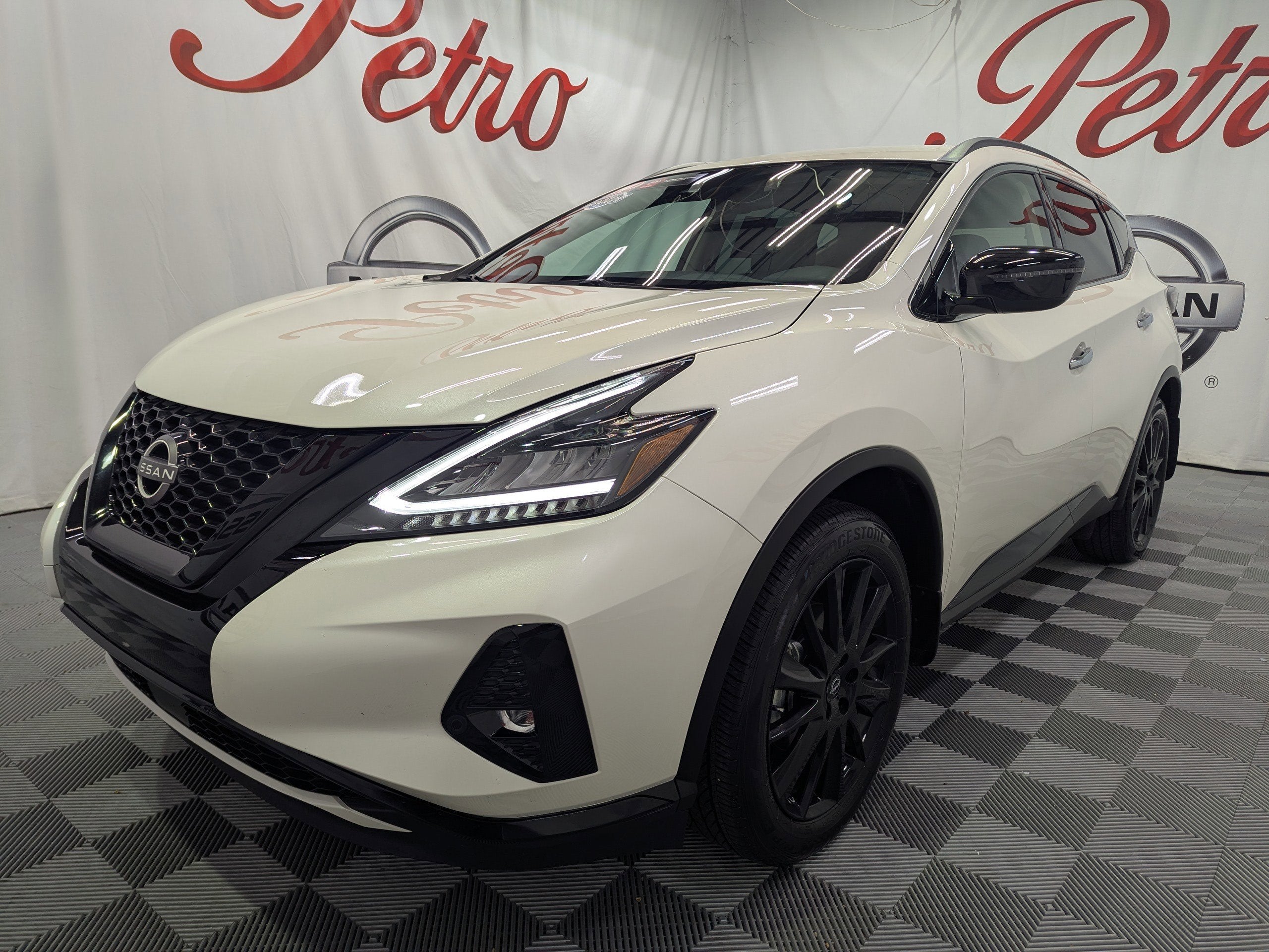 2024 Nissan Murano SV