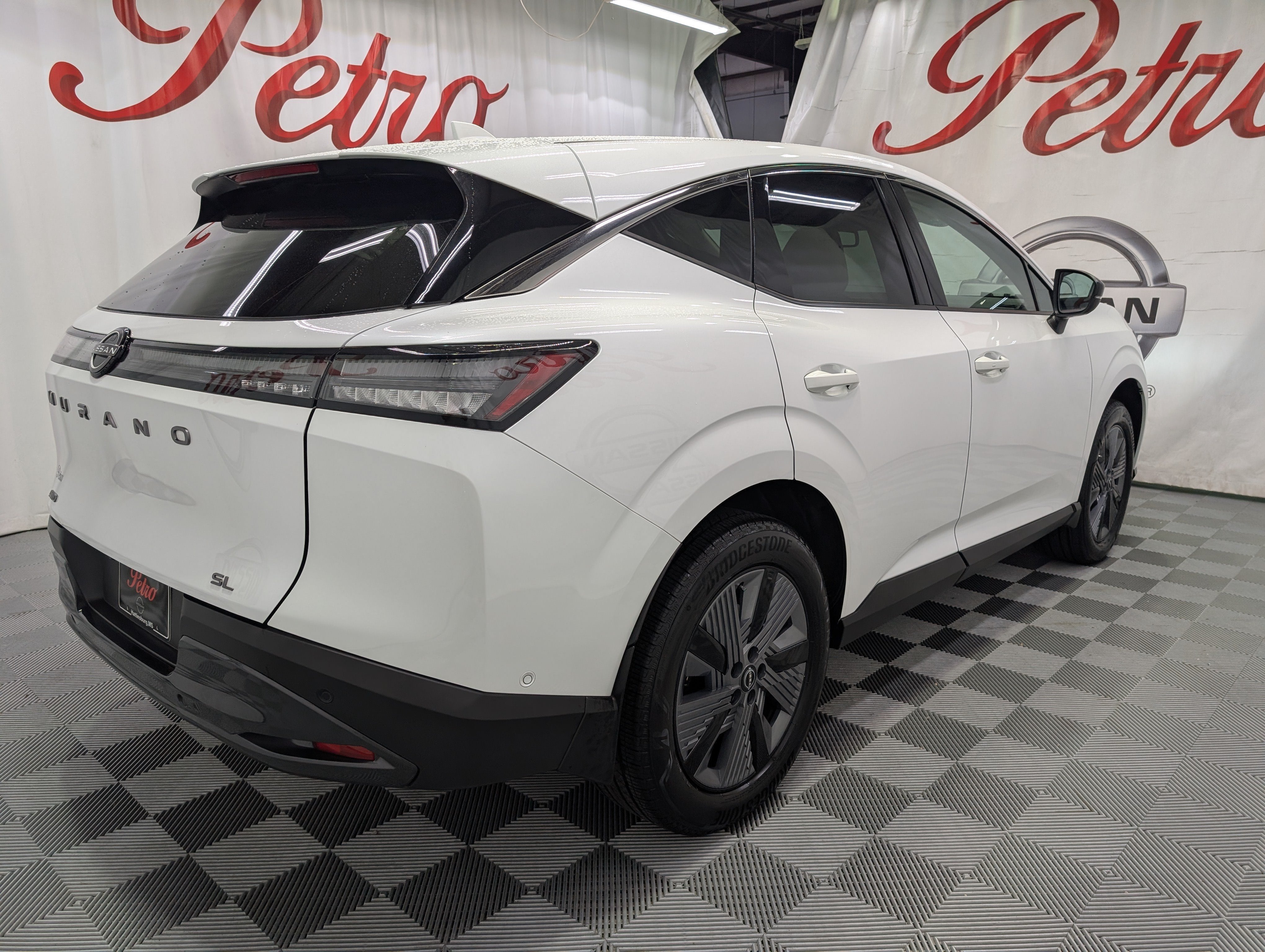2025 Nissan Murano SL