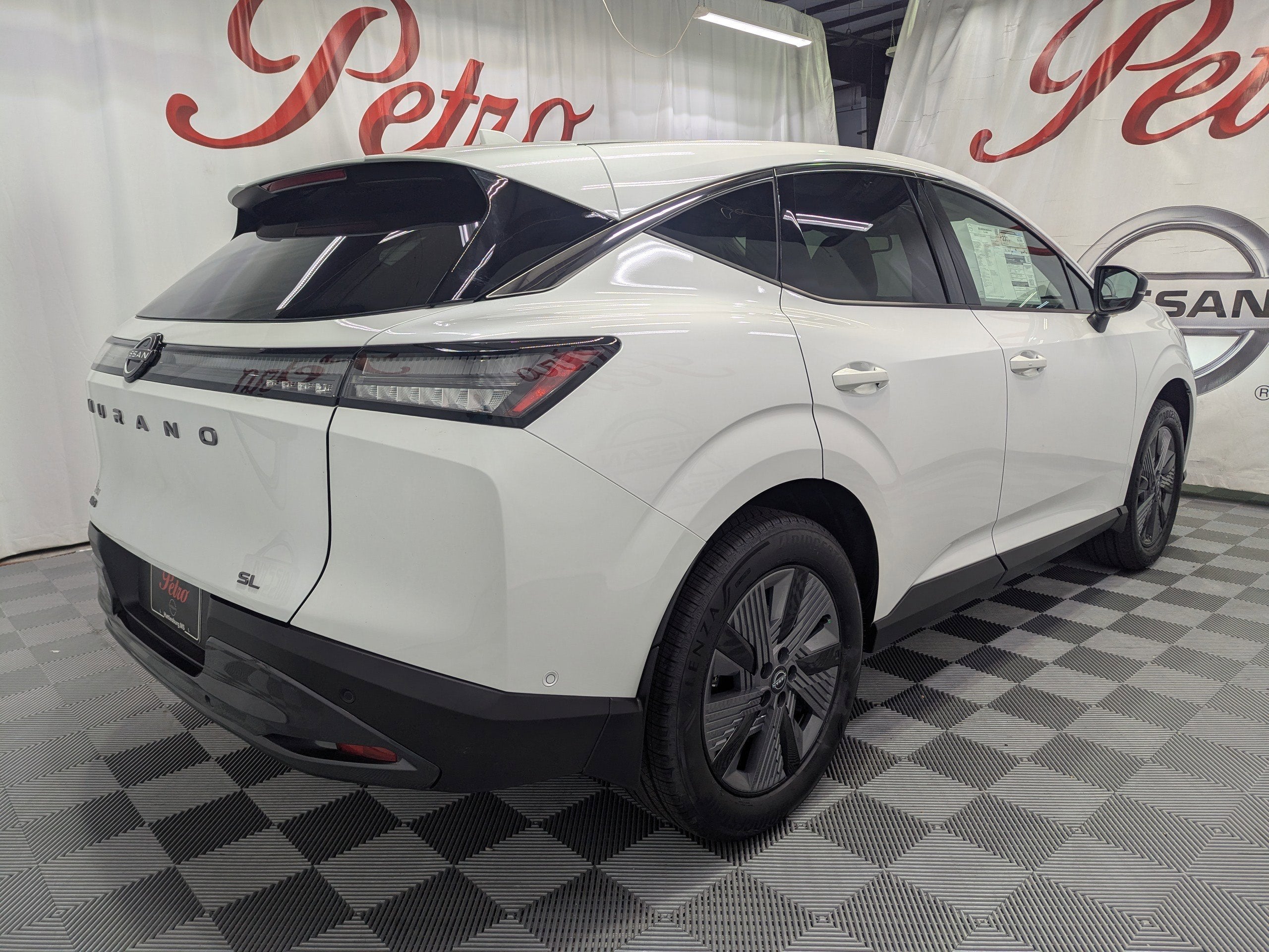 2025 Nissan Murano SL