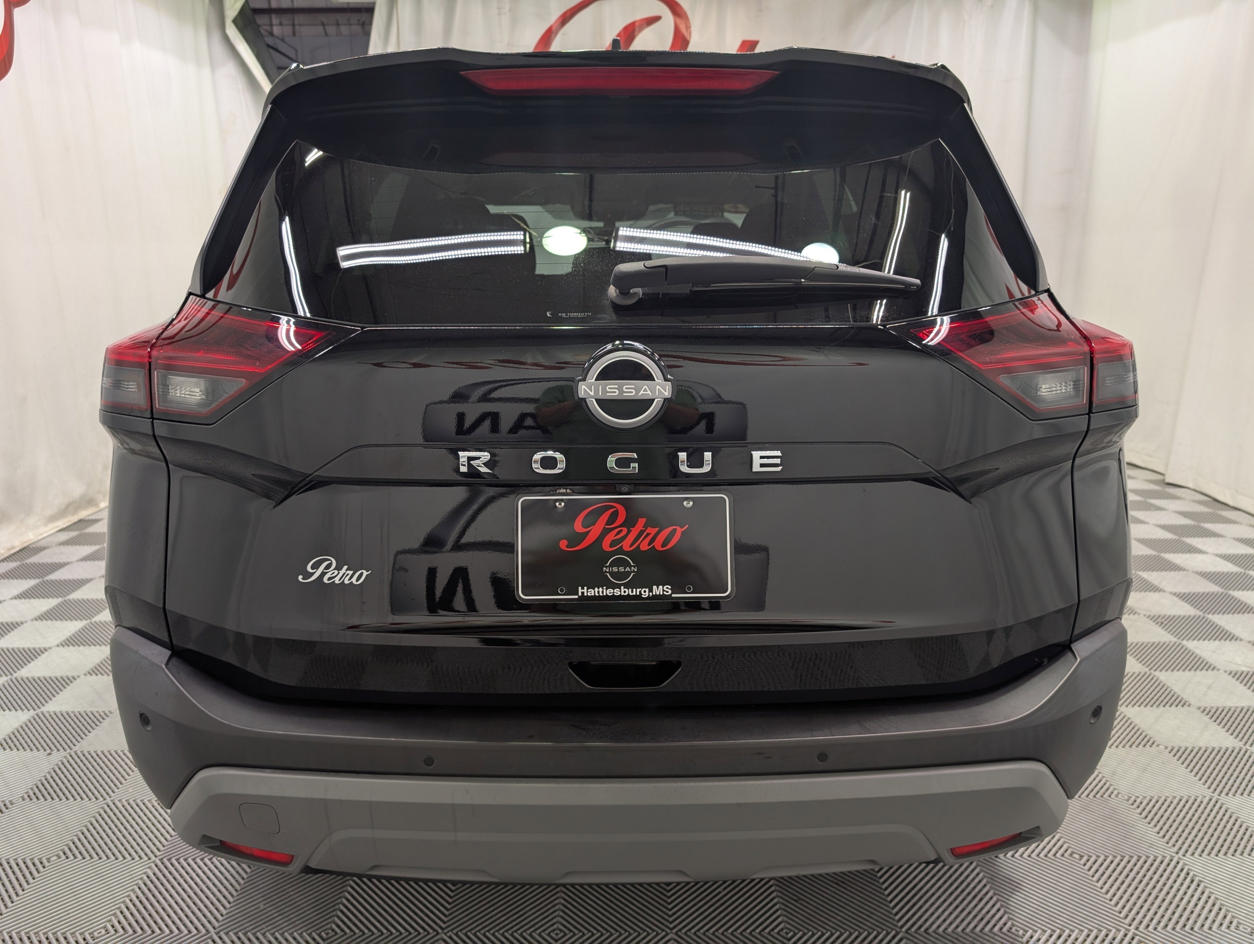 2023 Nissan Rogue S