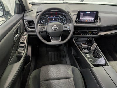 2027 Nissan Rogue SV