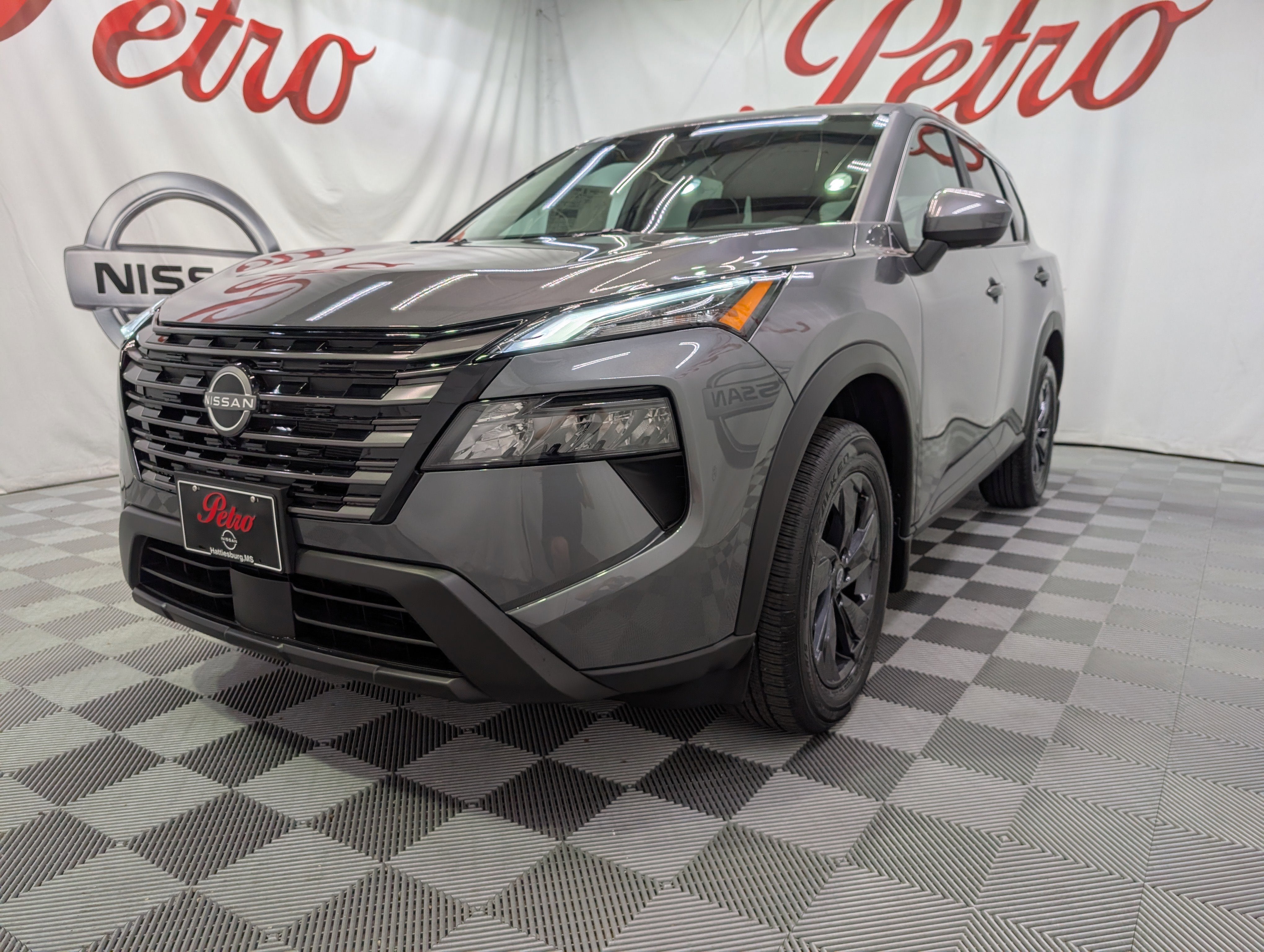 2026 Nissan Rogue SV FWD's photo