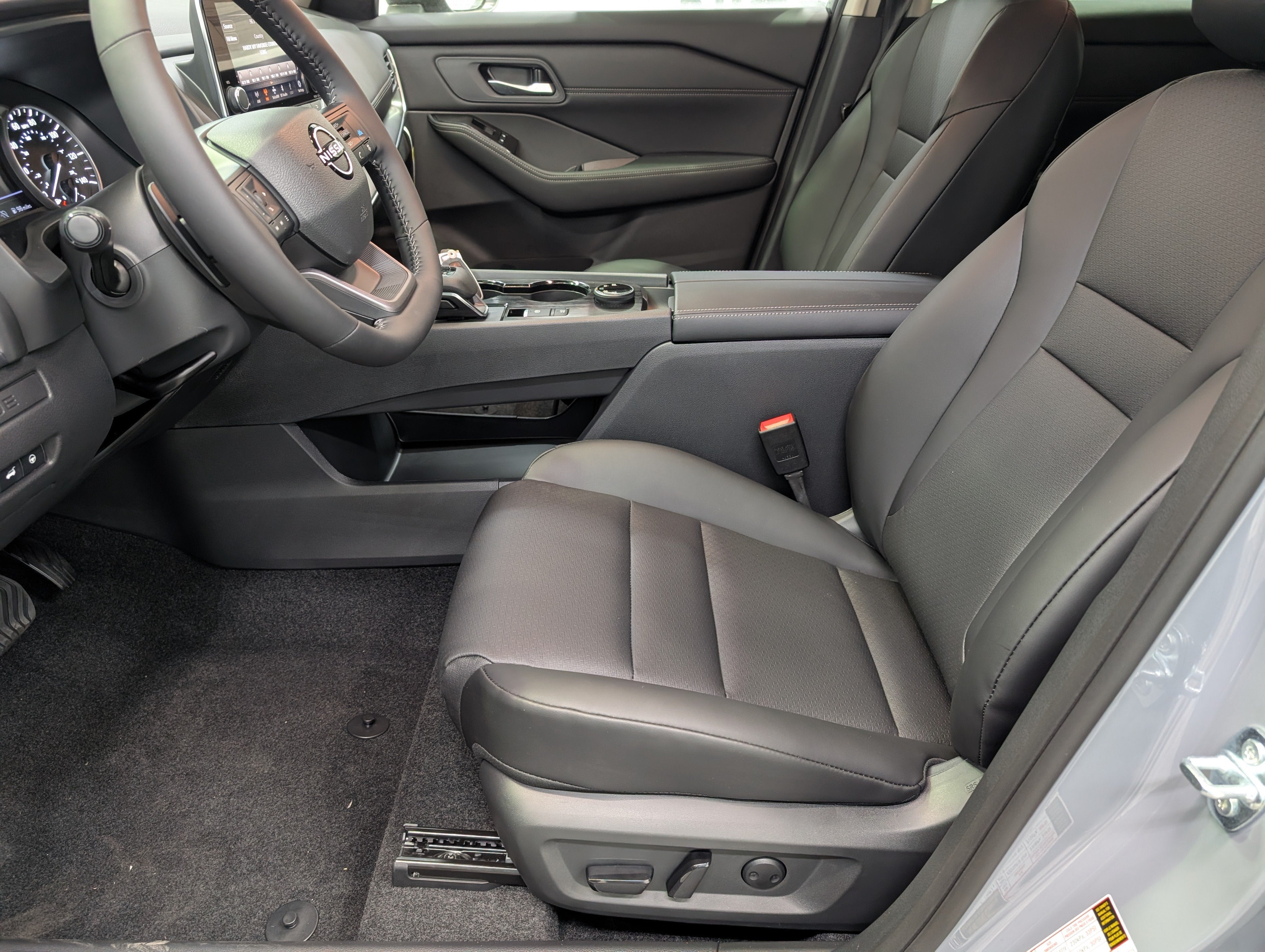 2027 Nissan Rogue Dark Armor™