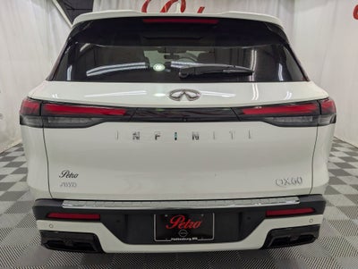 2023 INFINITI QX60 LUXE