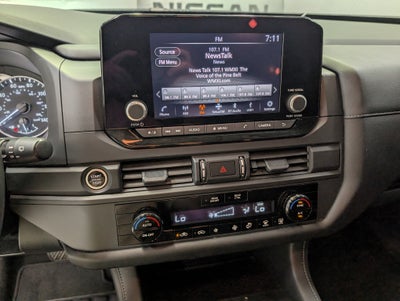 2024 Nissan Pathfinder S