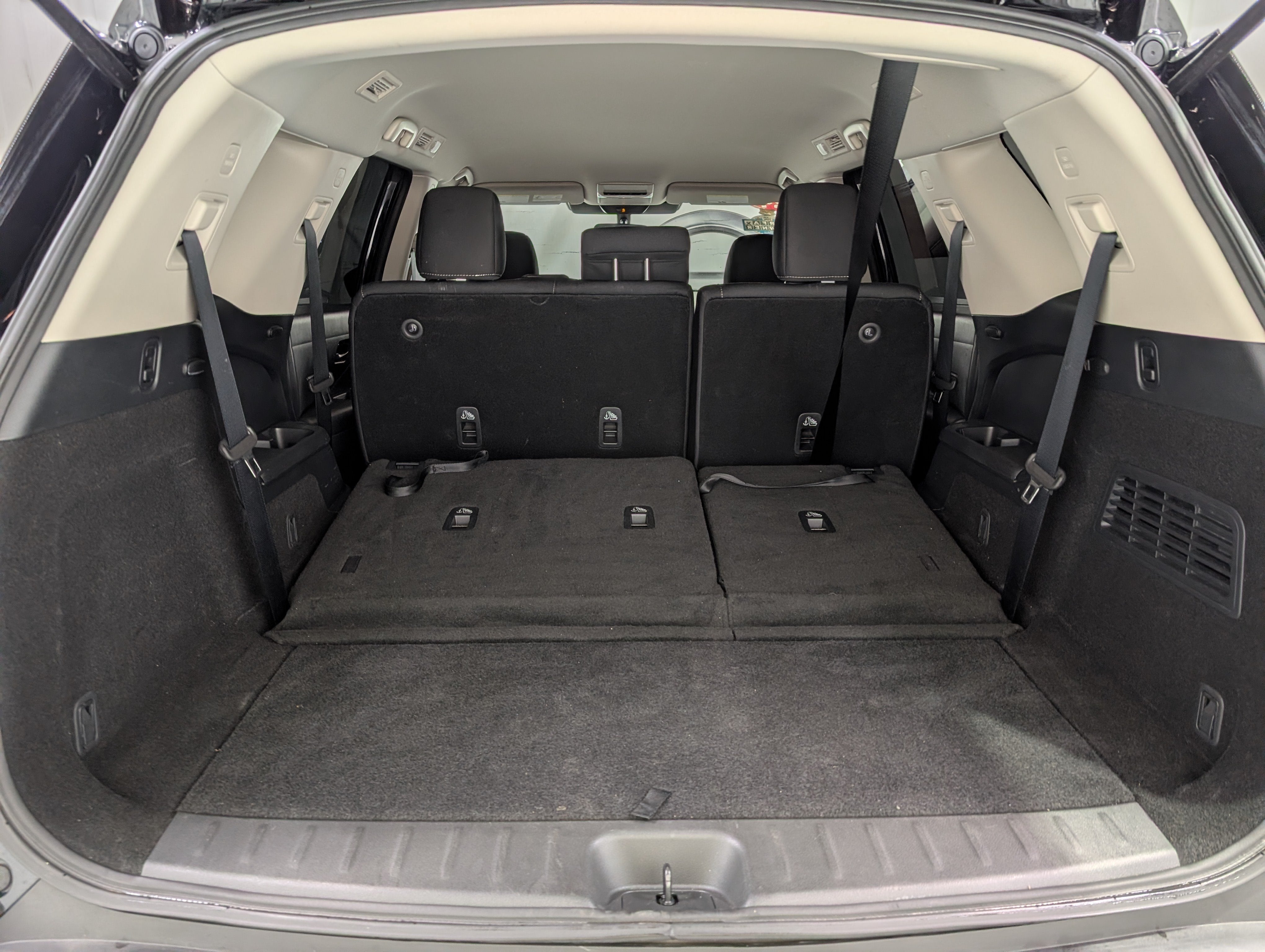 2024 Nissan Pathfinder S