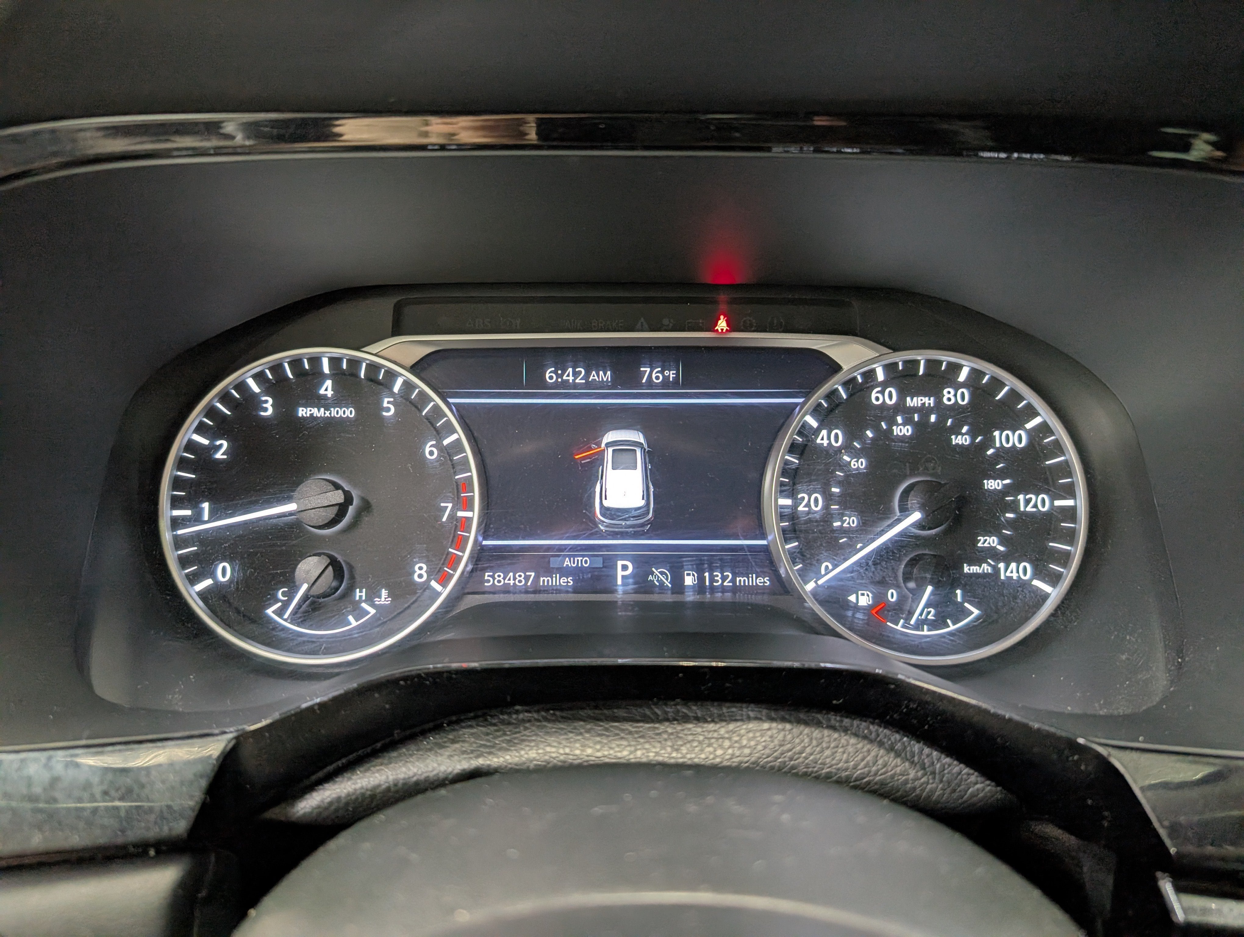 2024 Nissan Pathfinder SV