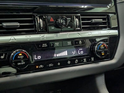 2026 Nissan Pathfinder SV