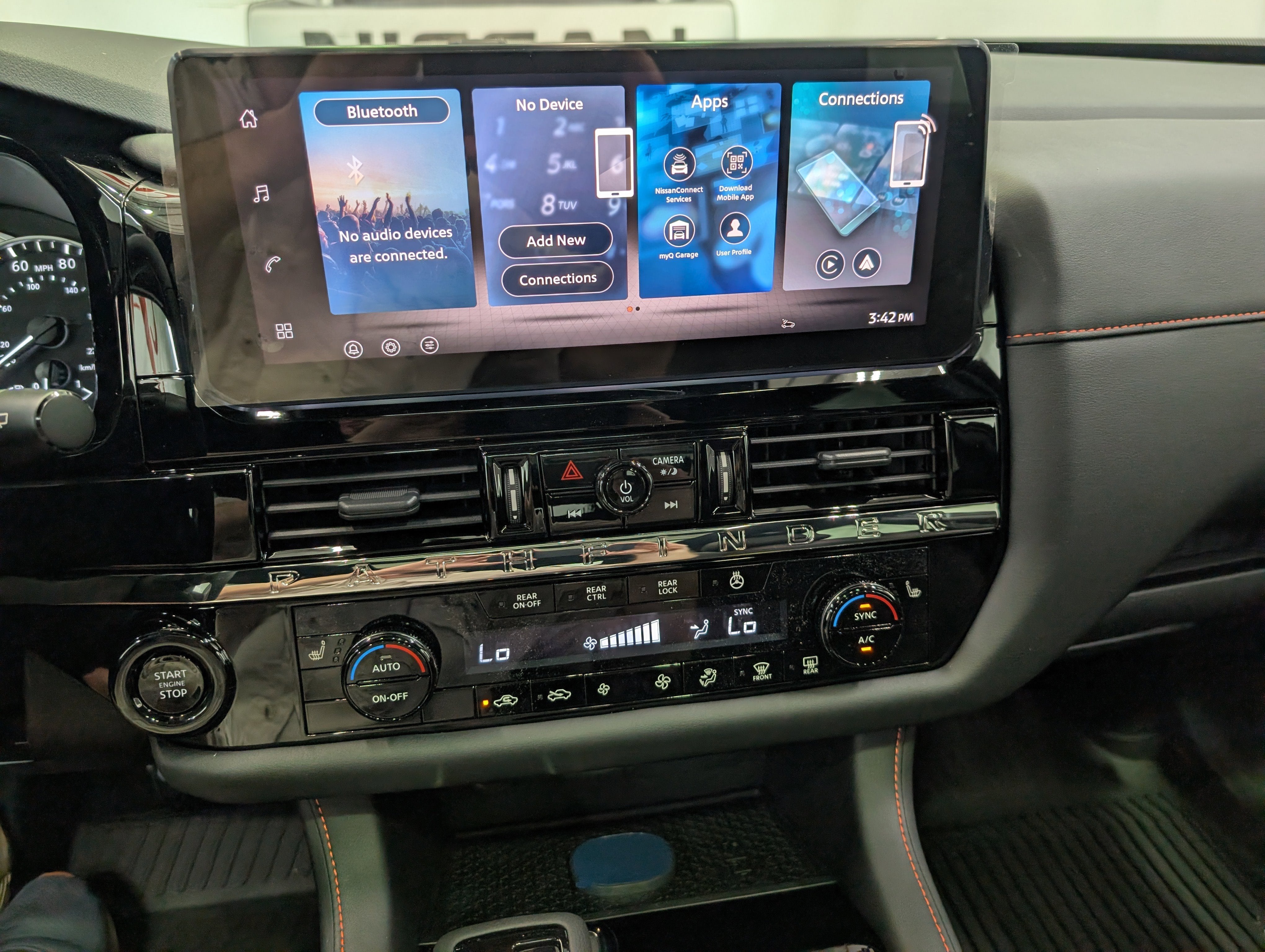 2026 Nissan Pathfinder Rock Creek