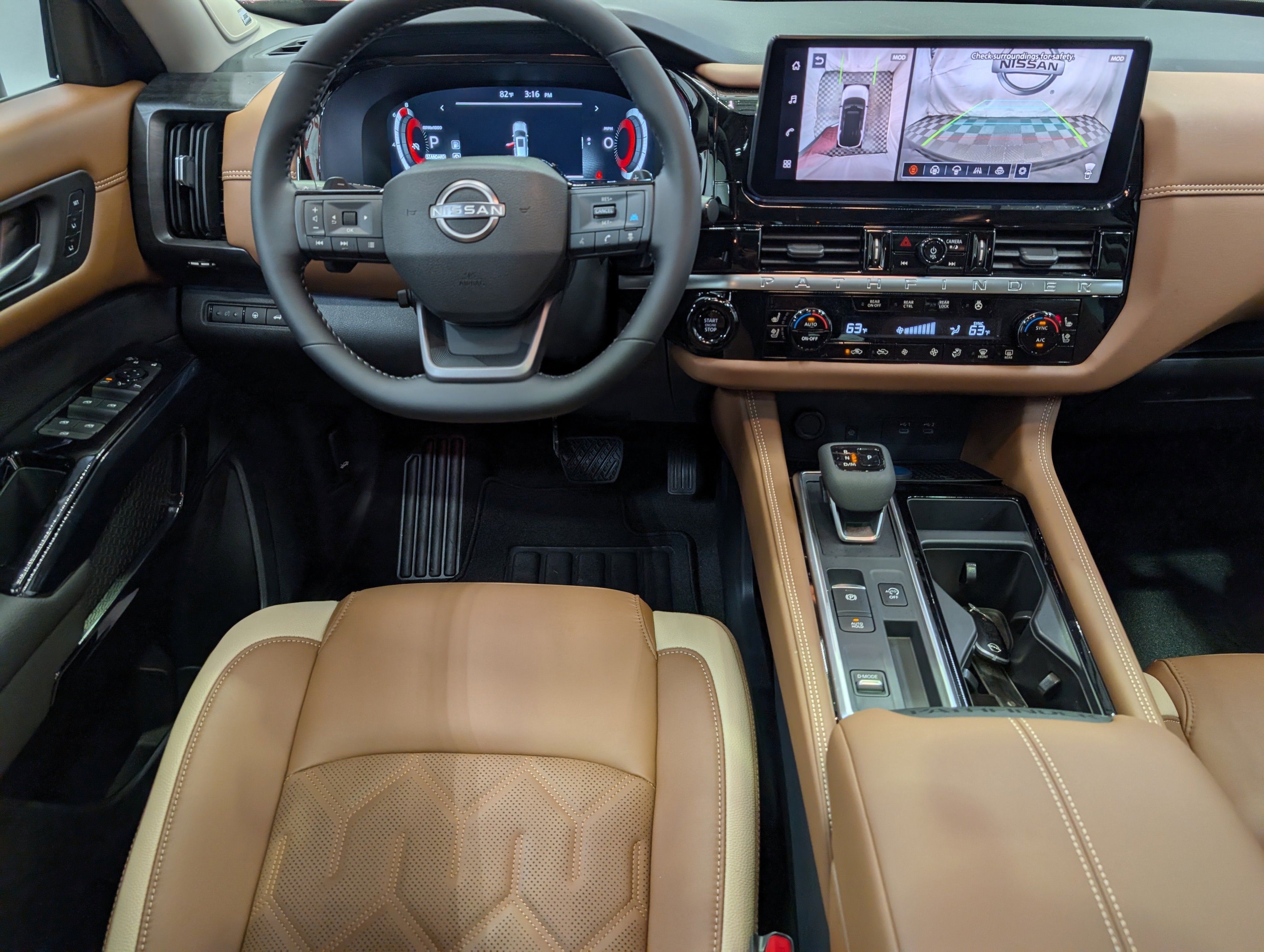 2026 Nissan Pathfinder Platinum