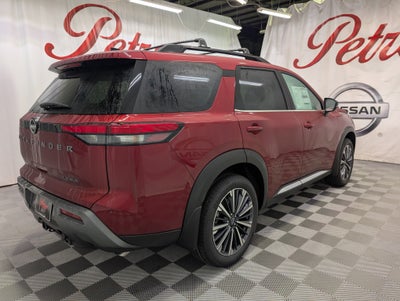 2026 Nissan Pathfinder Platinum