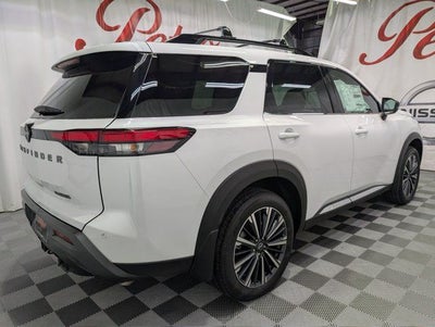2026 Nissan Pathfinder Platinum