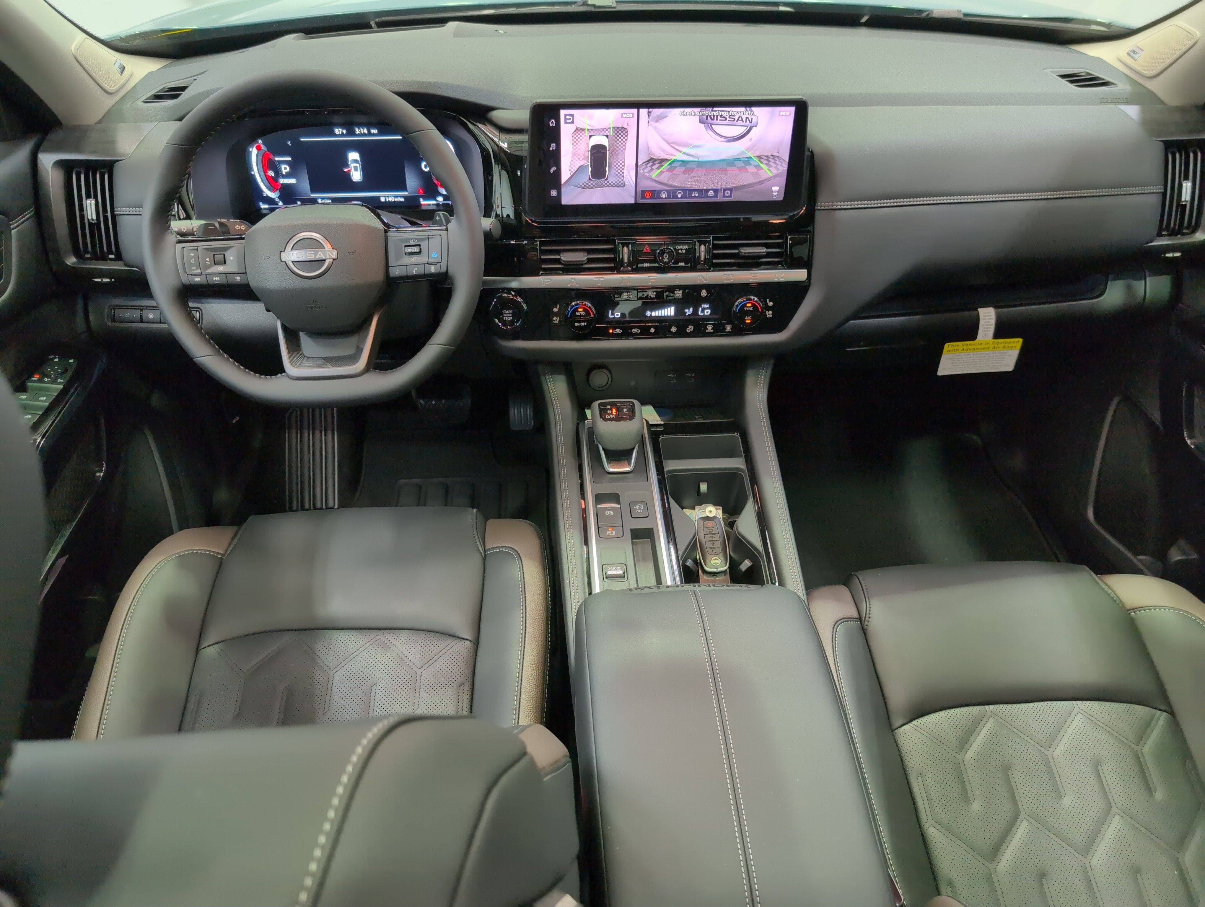 2026 Nissan Pathfinder Platinum