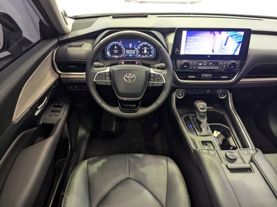 2025 Toyota Grand Highlander Platinum