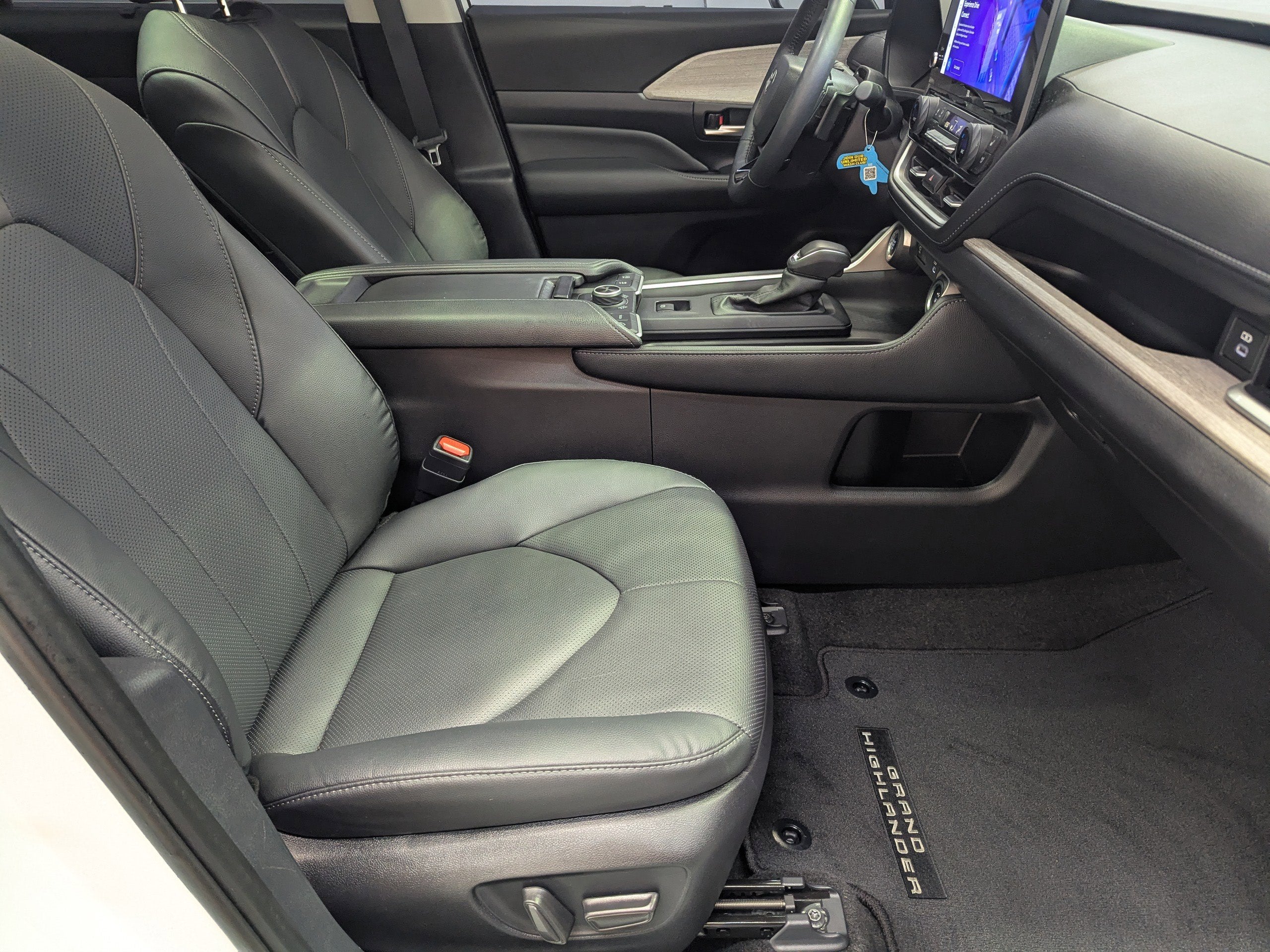 2025 Toyota Grand Highlander Platinum