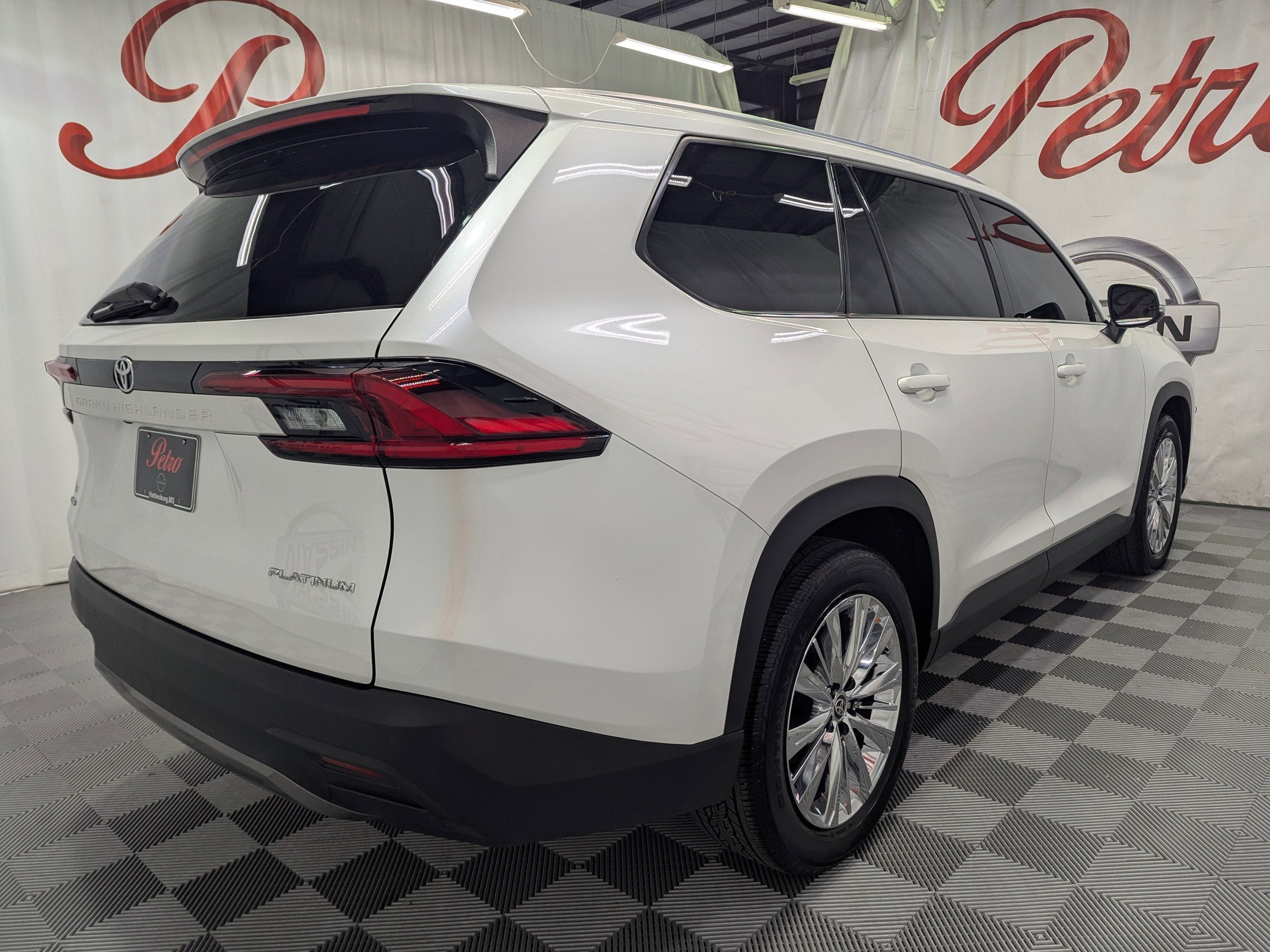 2025 Toyota Grand Highlander Platinum