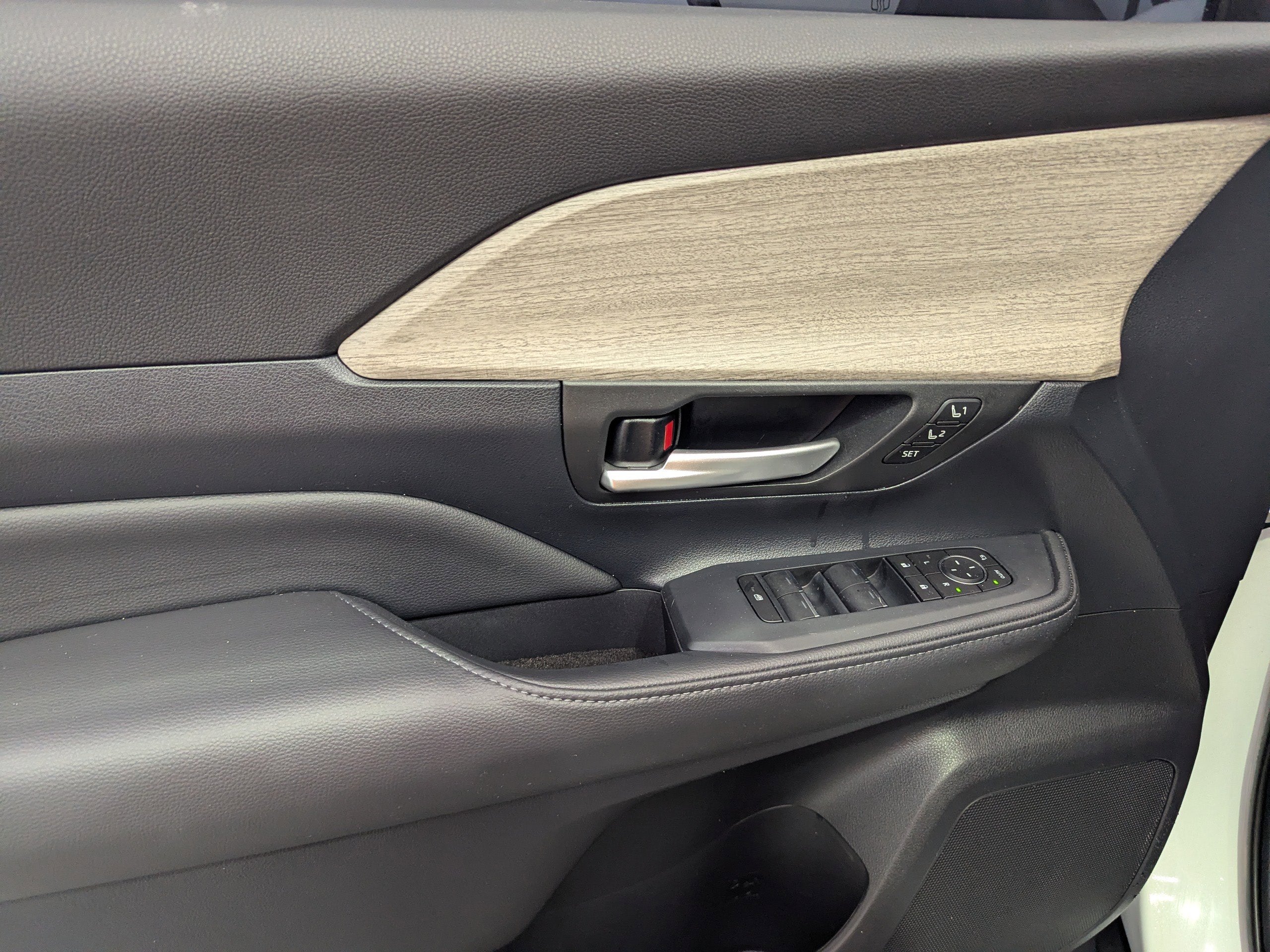 2025 Toyota Grand Highlander Platinum