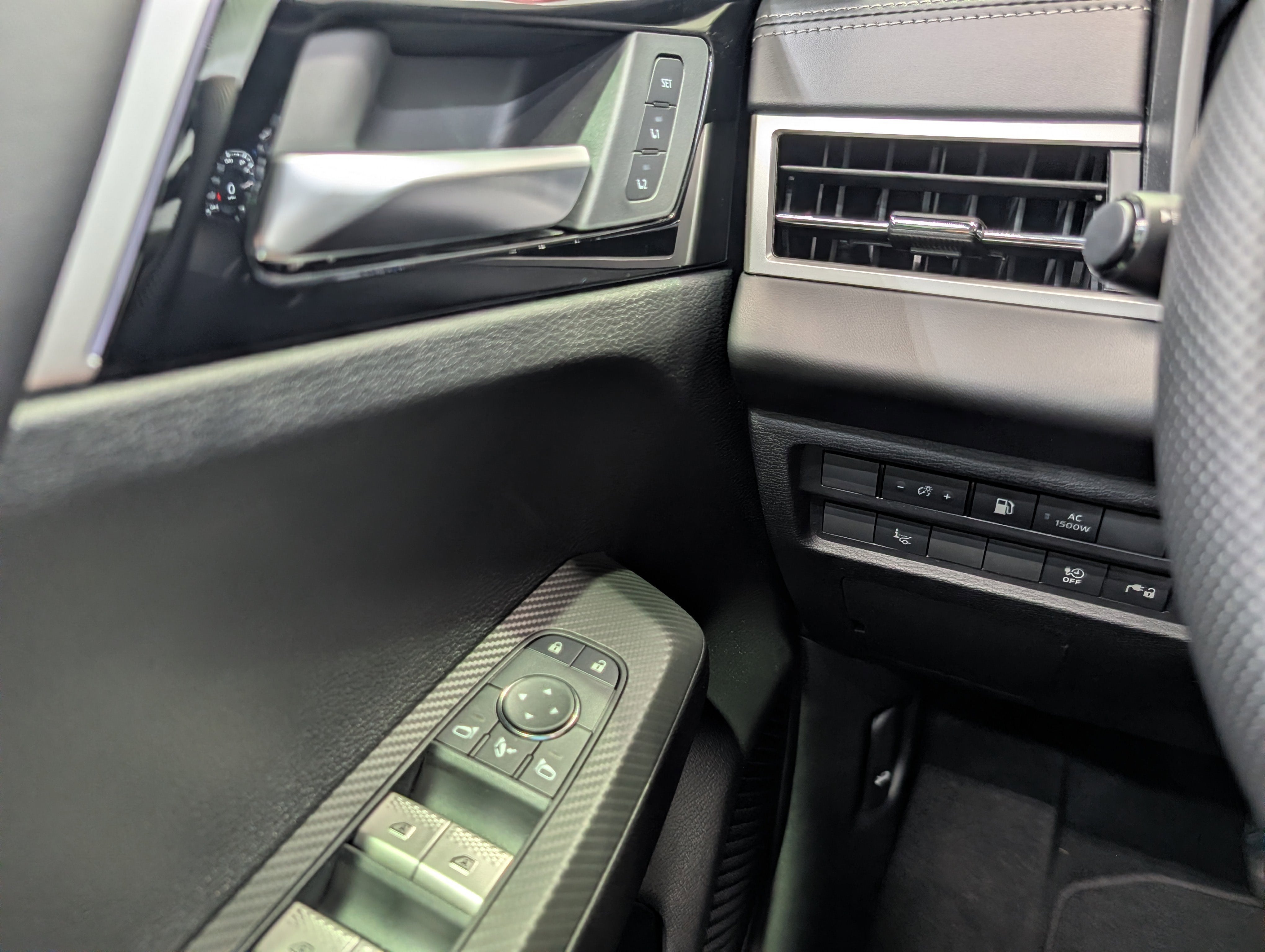 2026 Nissan Rogue Plug-In Hybrid Platinum