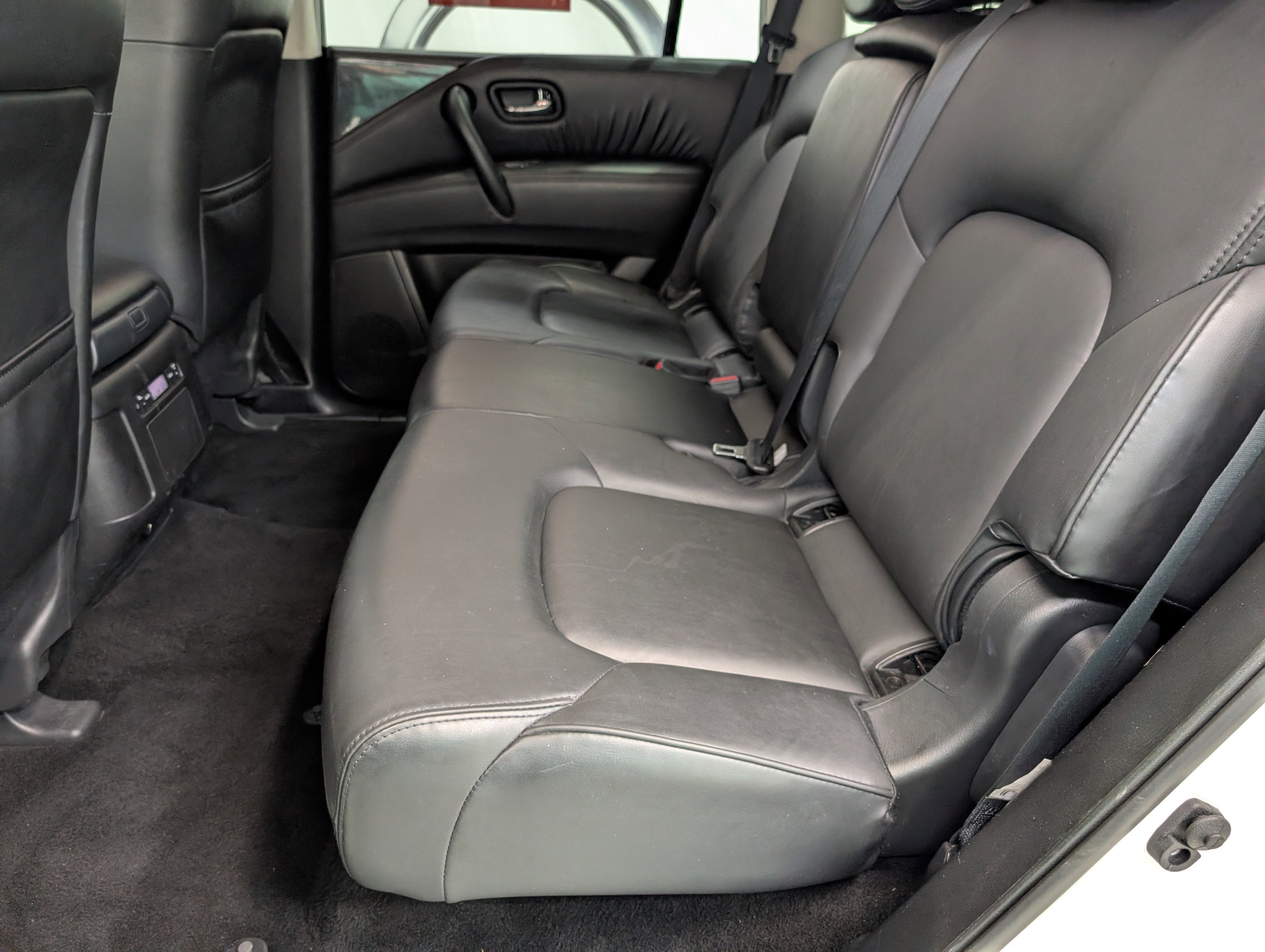 2024 Nissan Armada SV