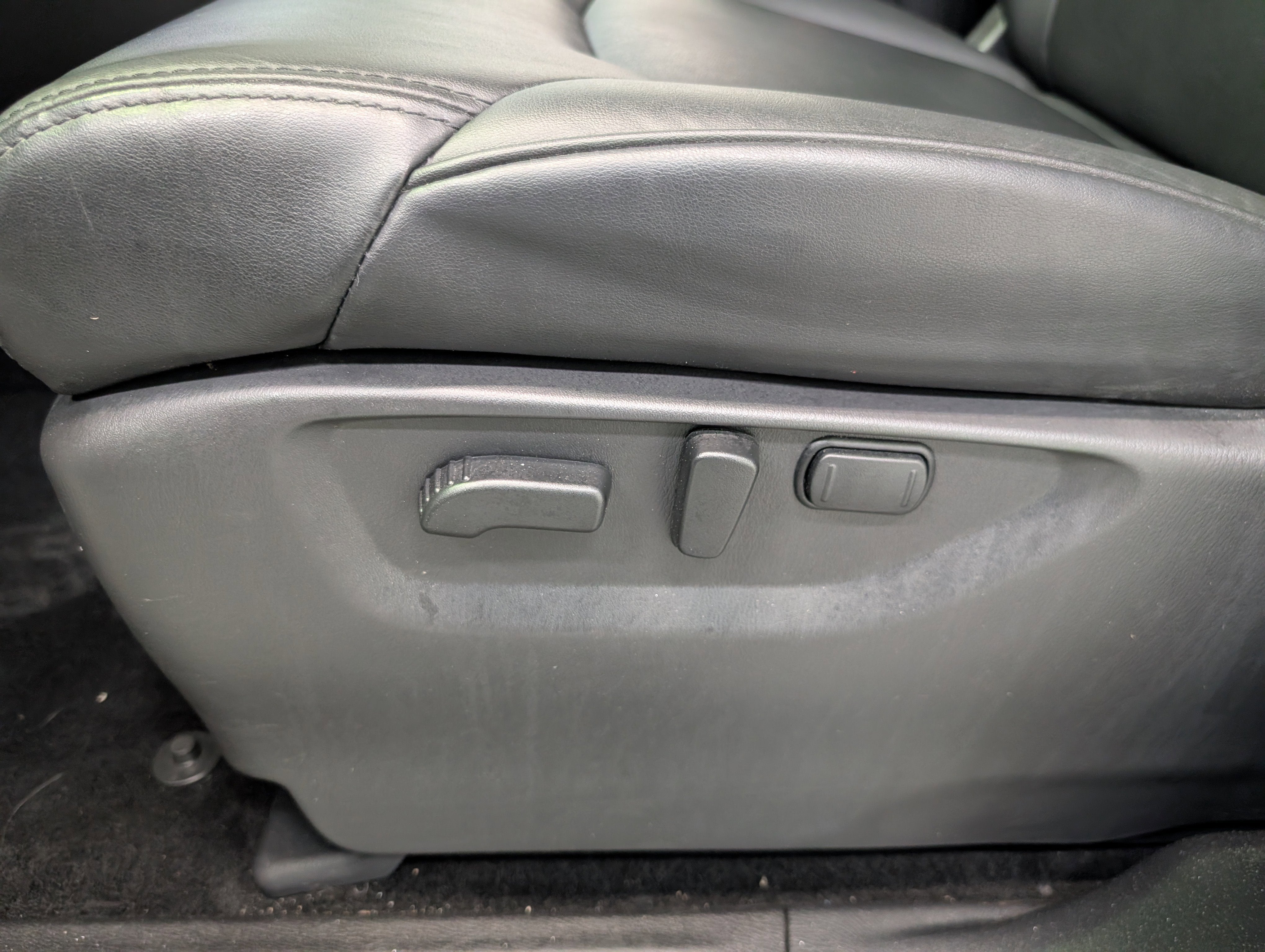 2024 Nissan Armada SV