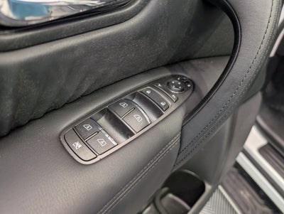 2024 Nissan Armada SV