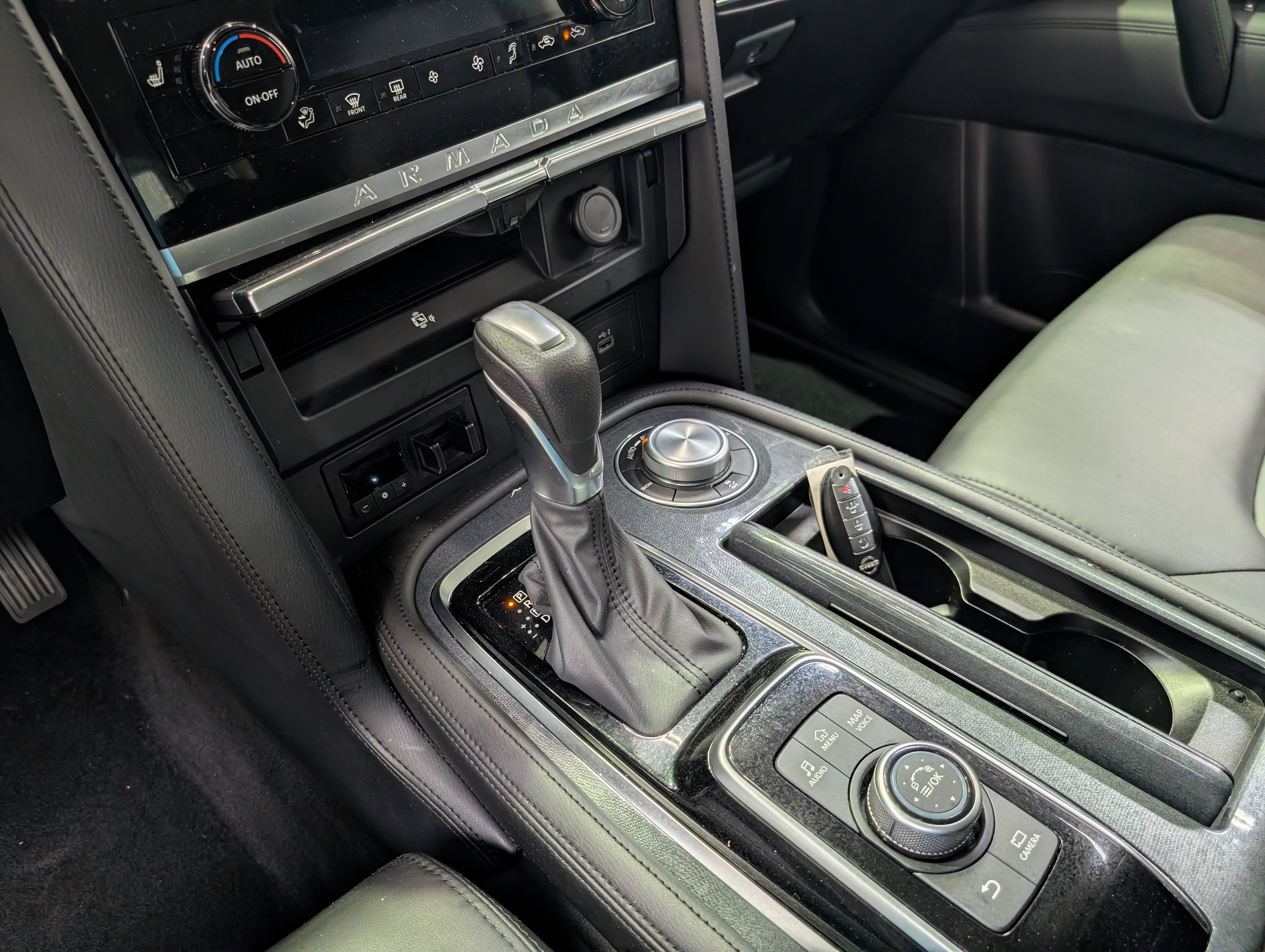 2024 Nissan Armada SV