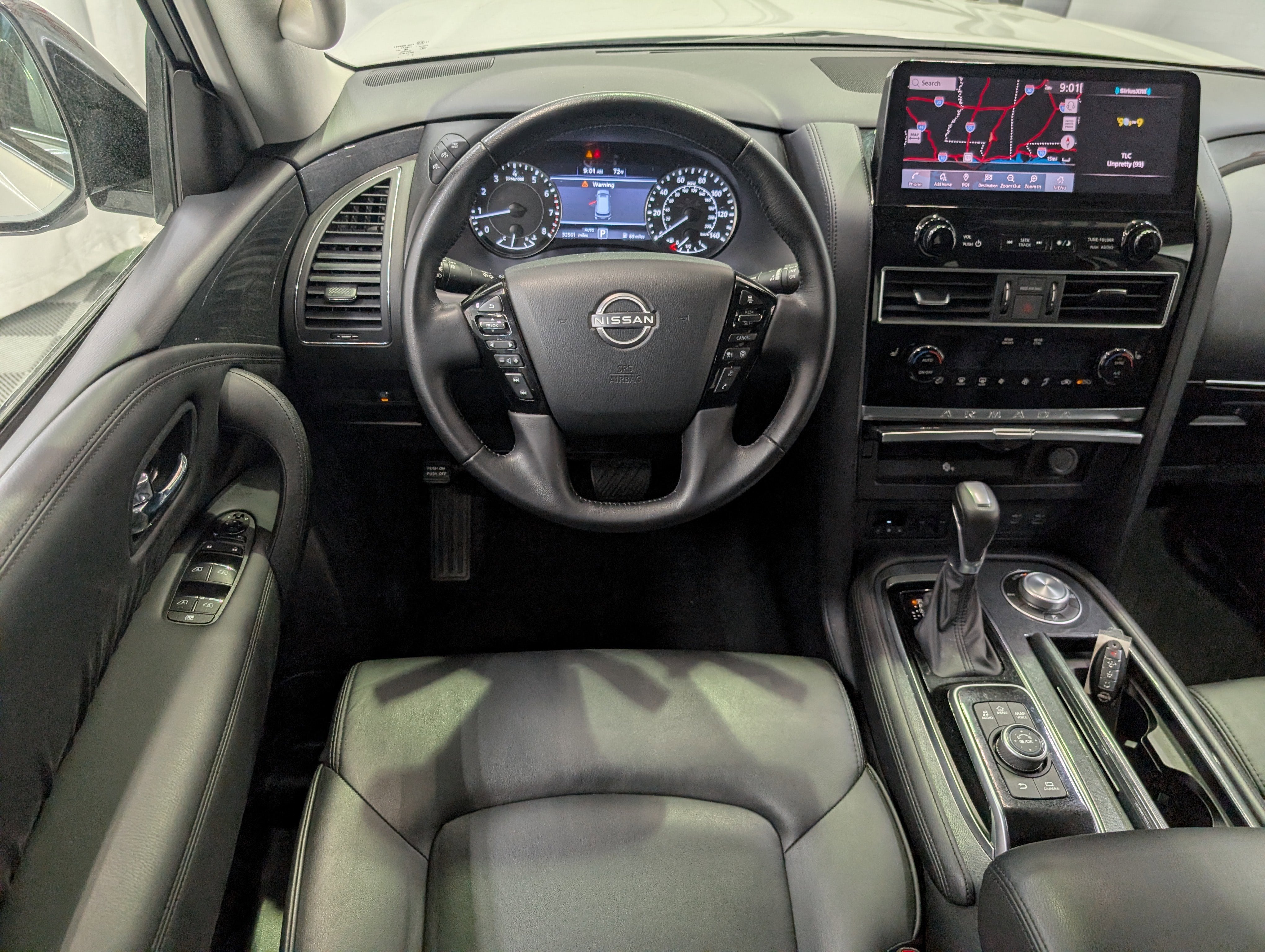 2024 Nissan Armada SV