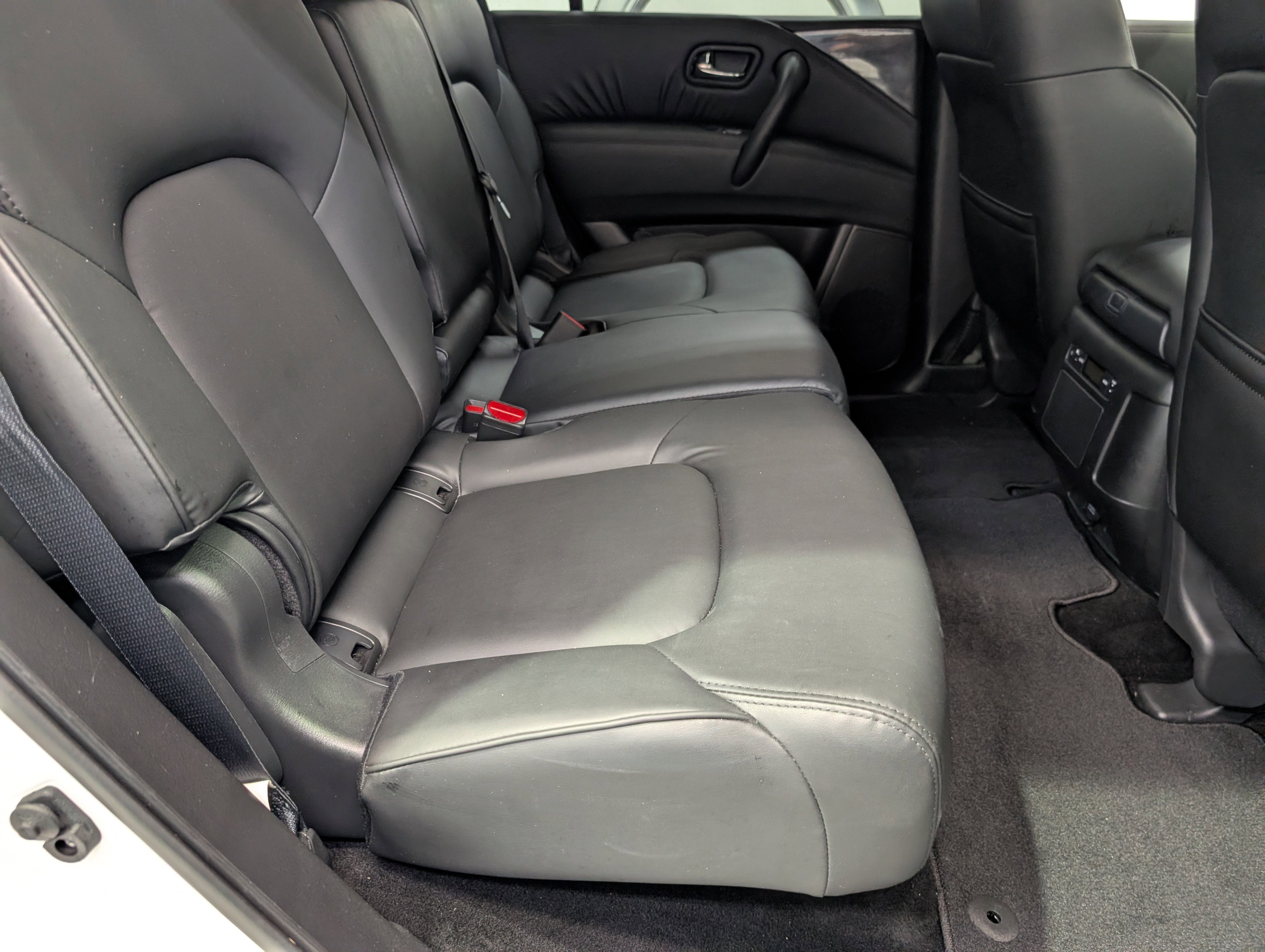 2024 Nissan Armada SV