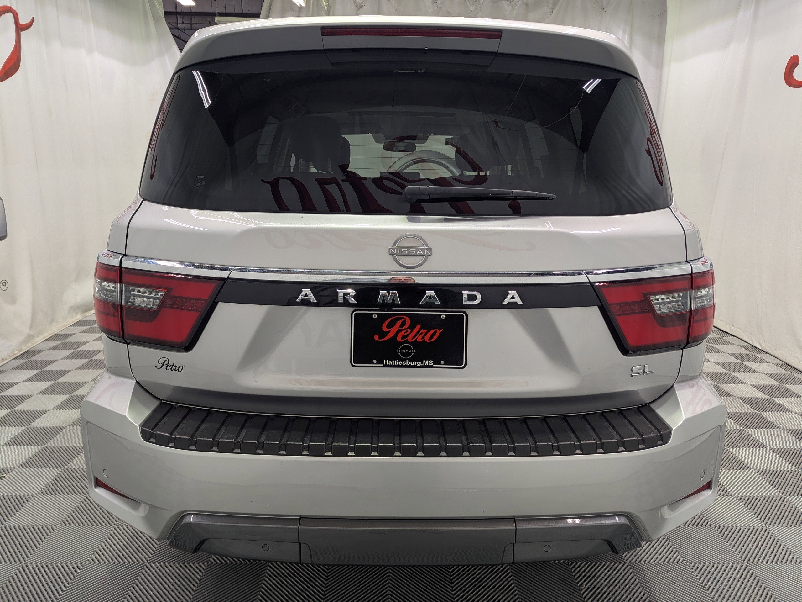 2024 Nissan Armada SL