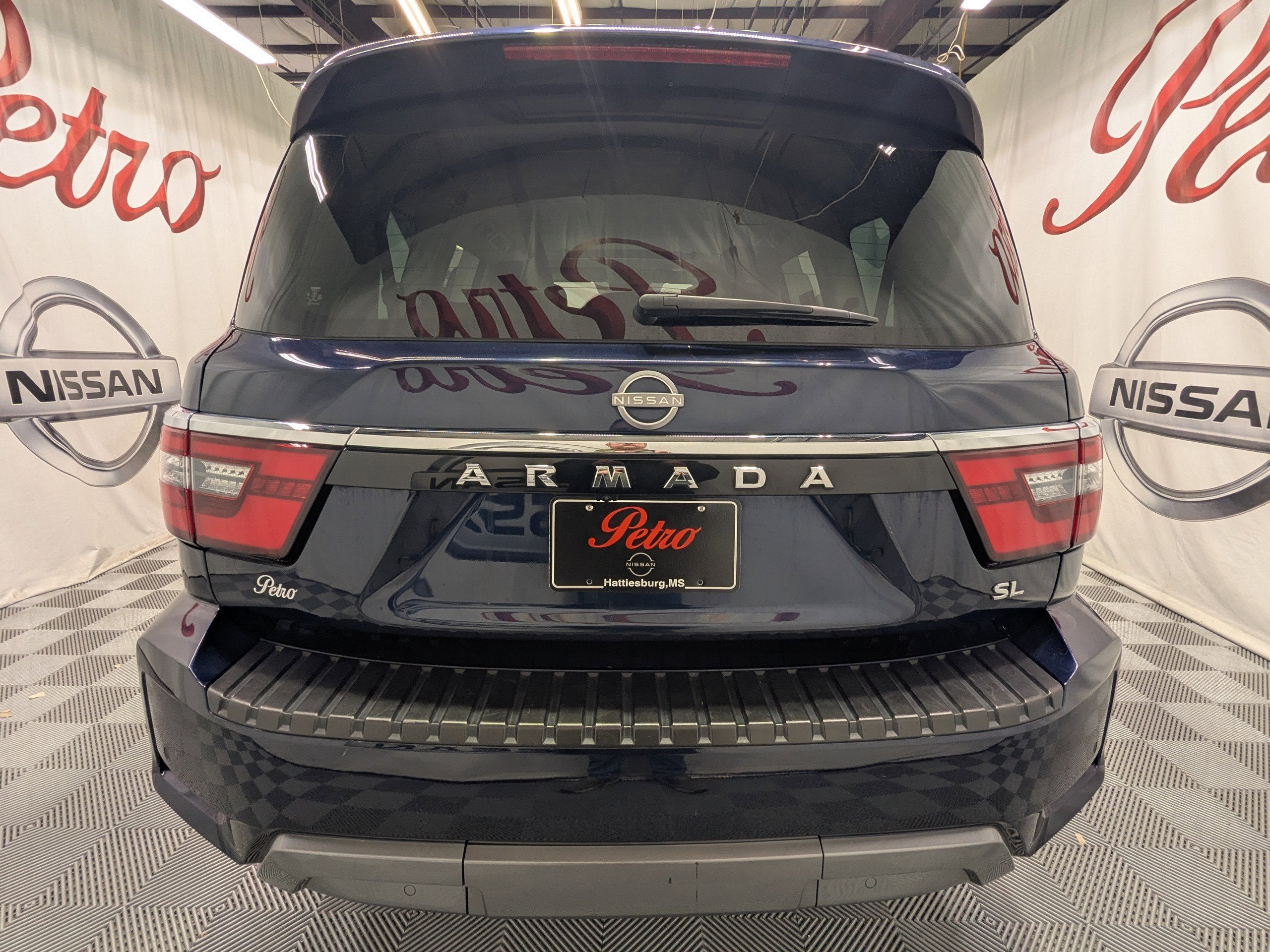 2023 Nissan Armada SL