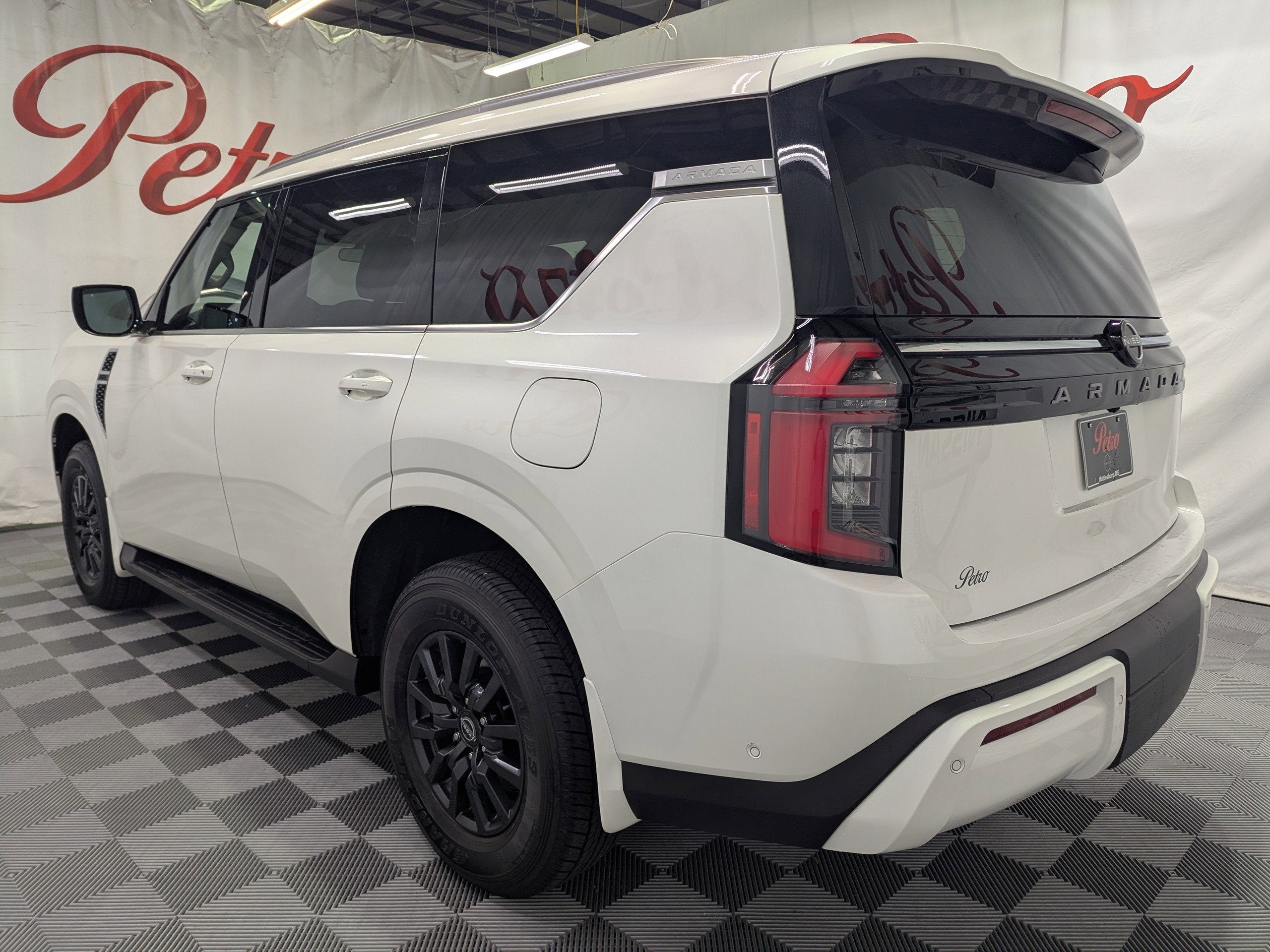 2026 Nissan Armada SV