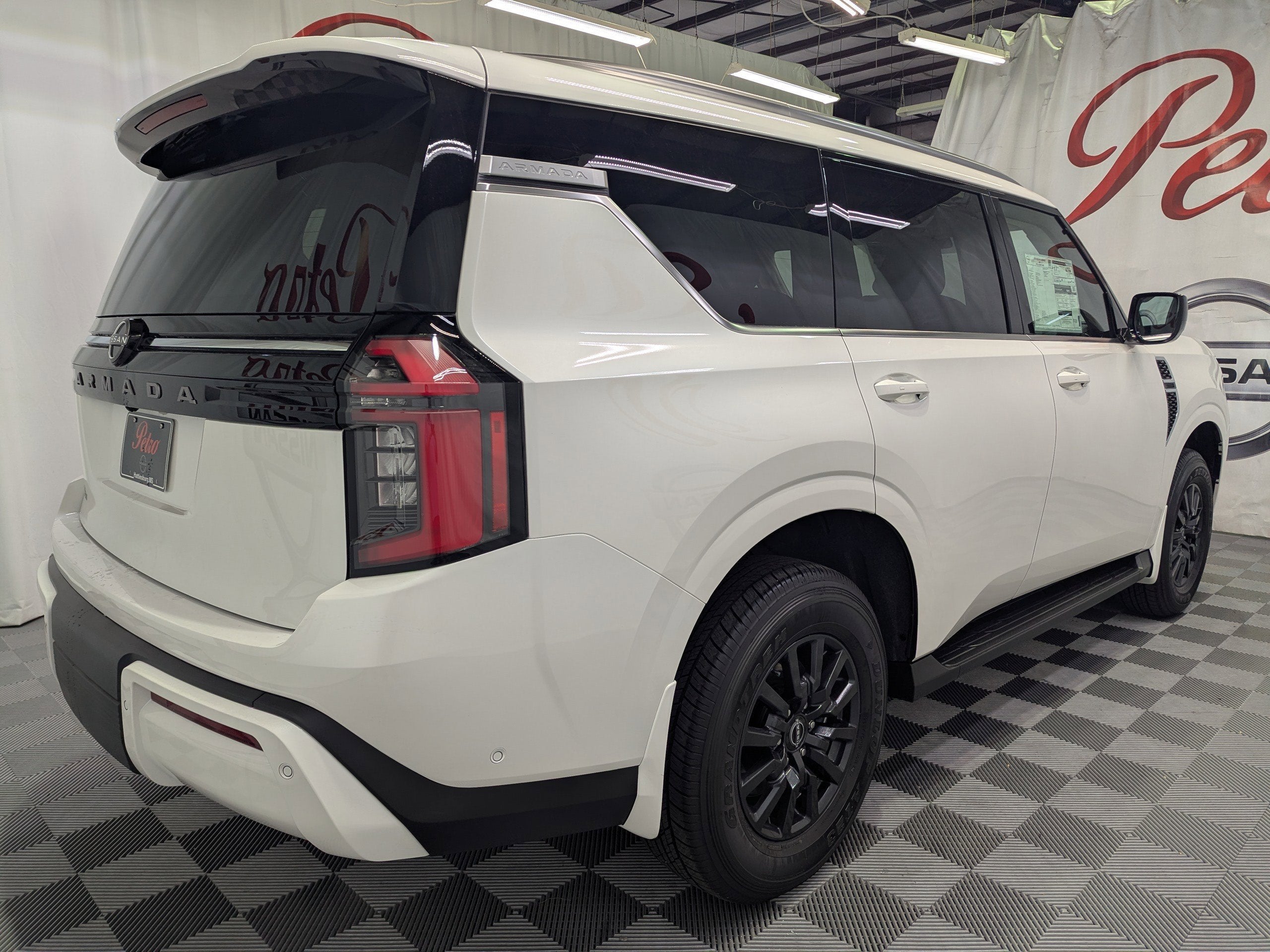 2026 Nissan Armada SV