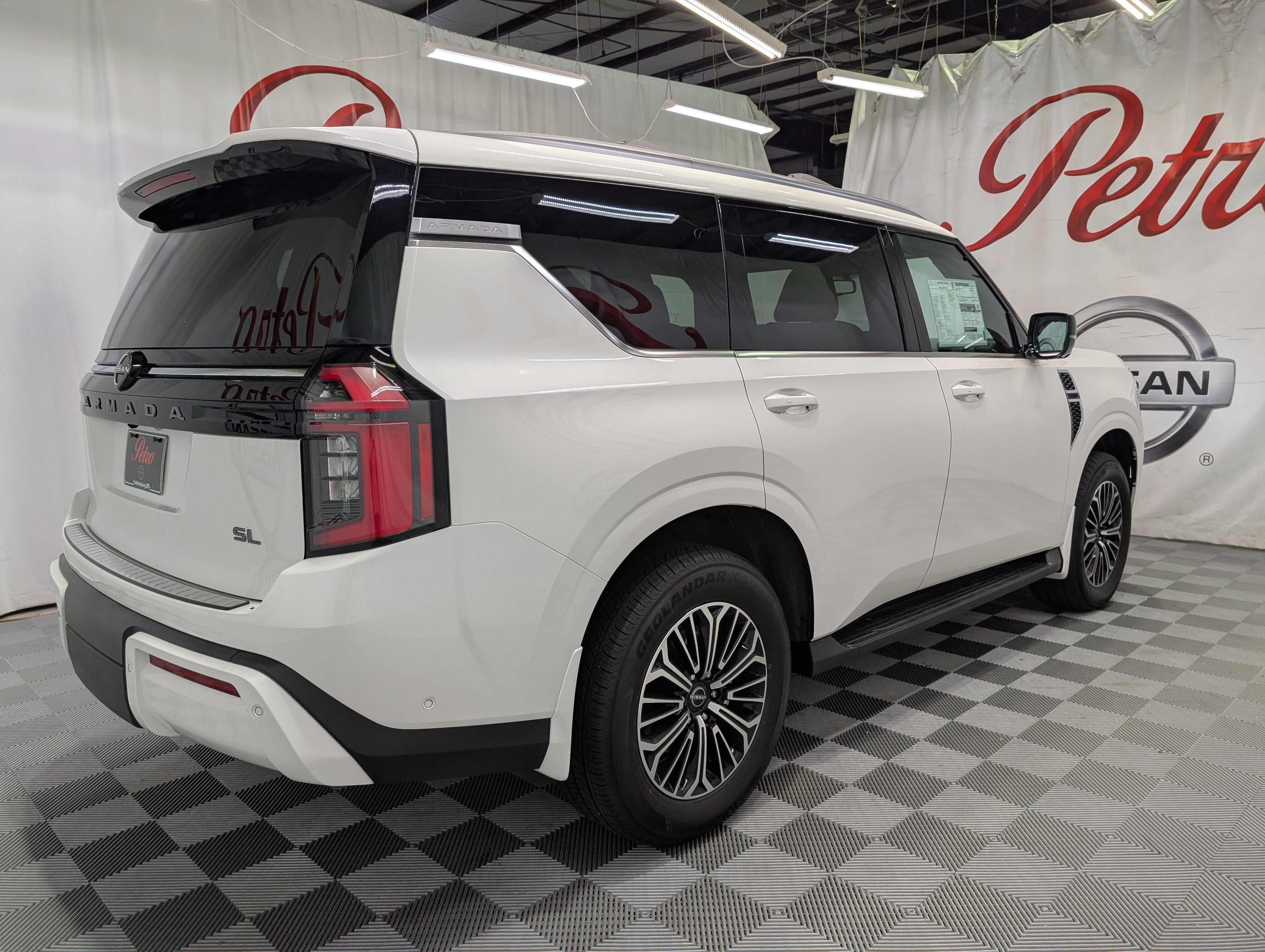 2026 Nissan Armada SL