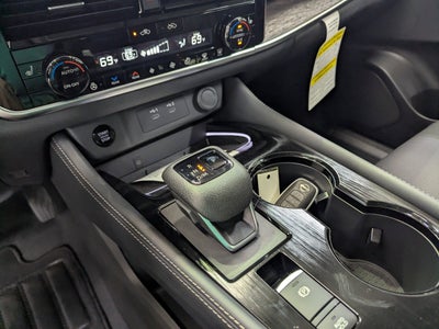 2025 Nissan Rogue Platinum